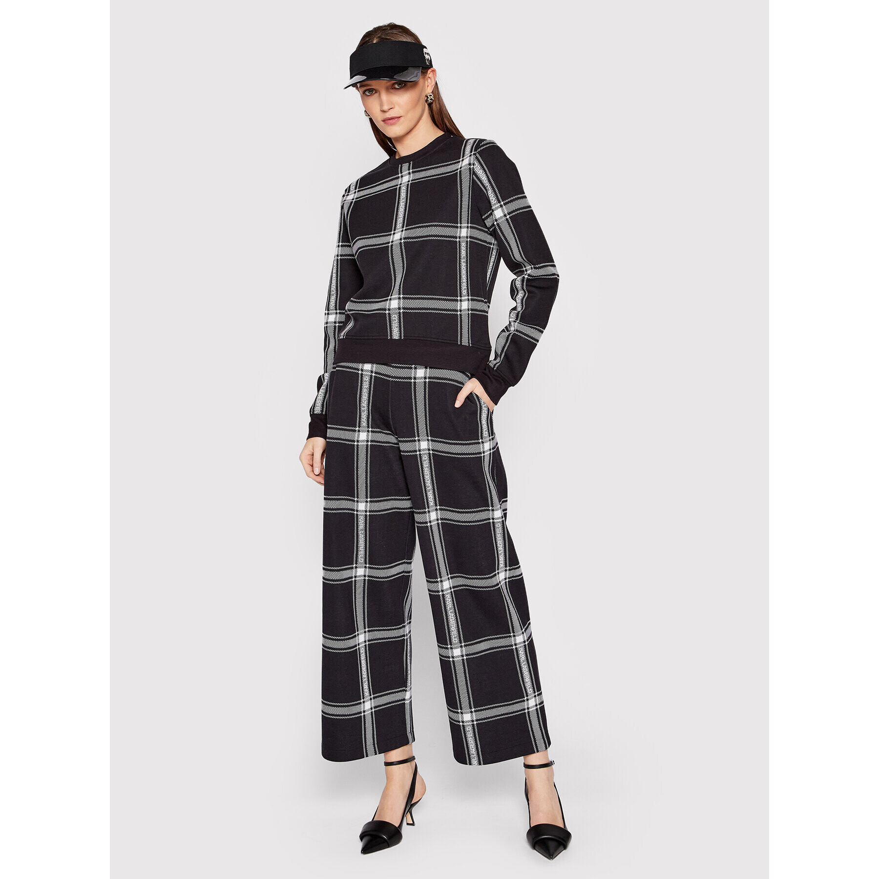 KARL LAGERFELD Pantaloni din material Check Printed 220W1032 Negru Relaxed Fit - Pled.ro