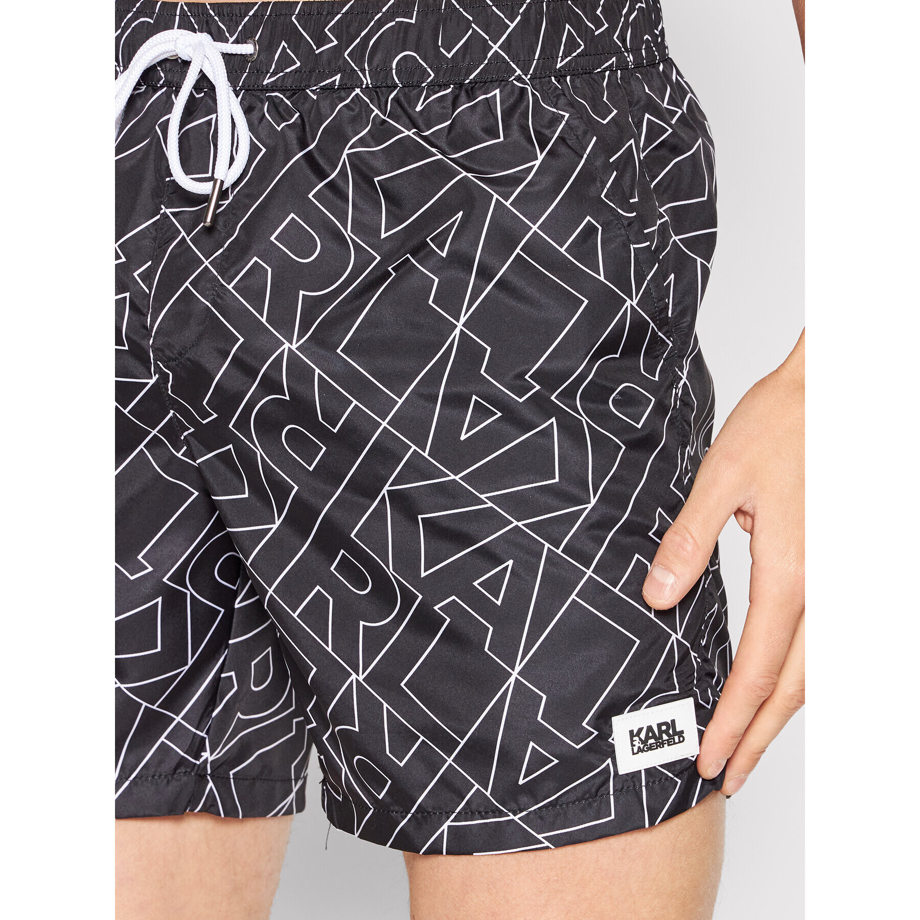 KARL LAGERFELD Pantaloni scurți pentru înot All-Over KL22MBM03 Negru Regular Fit - Pled.ro