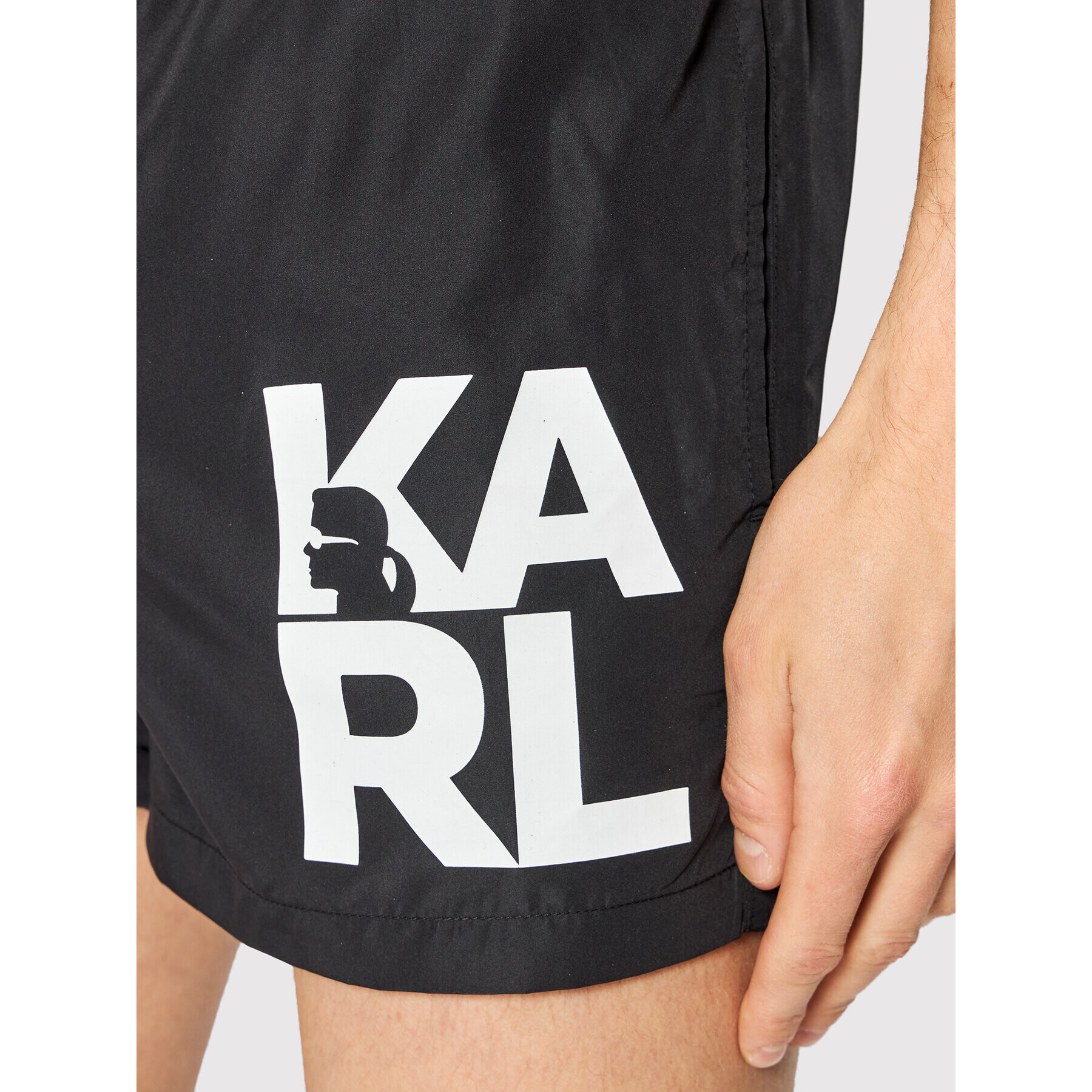 KARL LAGERFELD Pantaloni scurți pentru înot Carry Over KL22MBS08 Negru Regular Fit - Pled.ro