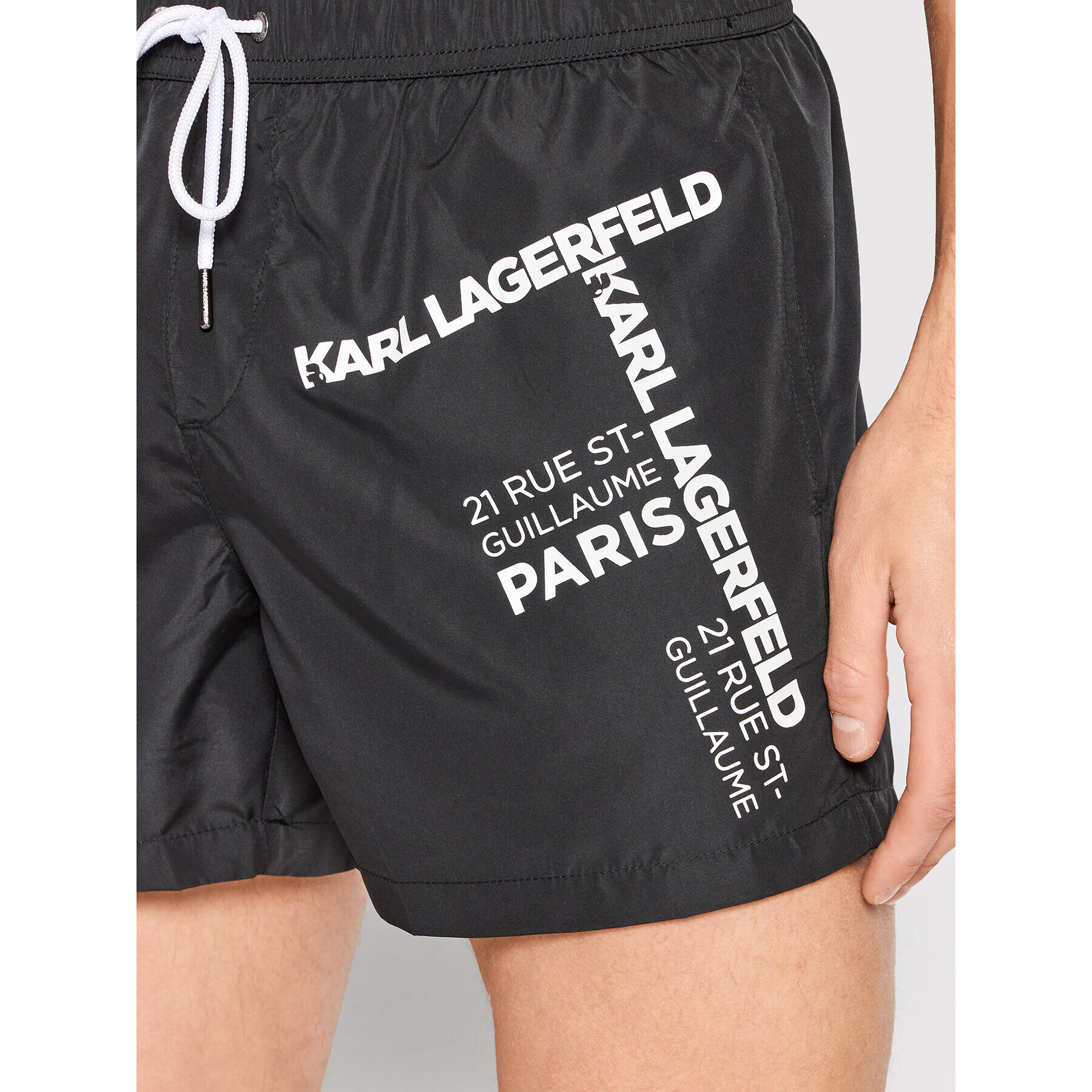 KARL LAGERFELD Pantaloni scurți pentru înot Rue KL22MBS06 Negru Regular Fit - Pled.ro