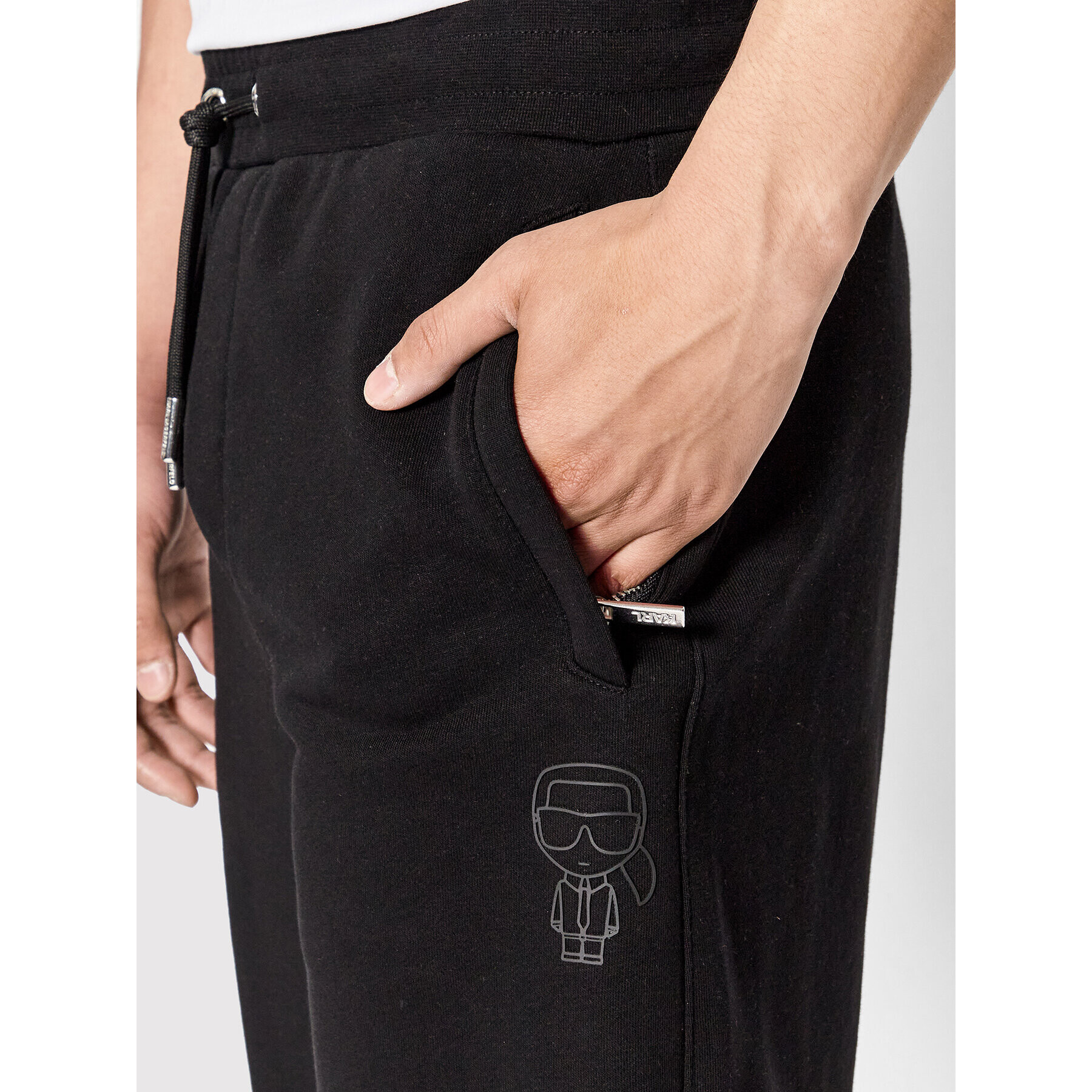 KARL LAGERFELD Pantaloni scurți sport 705055 521900 Negru Regular Fit - Pled.ro