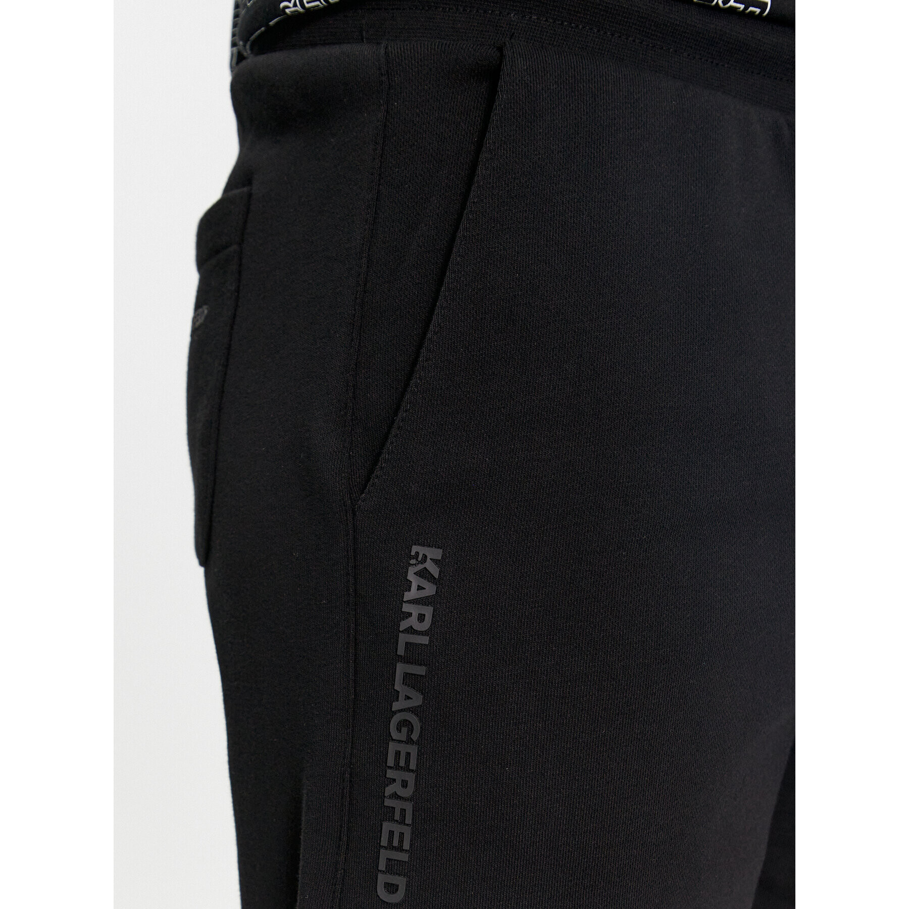 KARL LAGERFELD Pantaloni scurți sport 705403 541900 Negru Regular Fit - Pled.ro