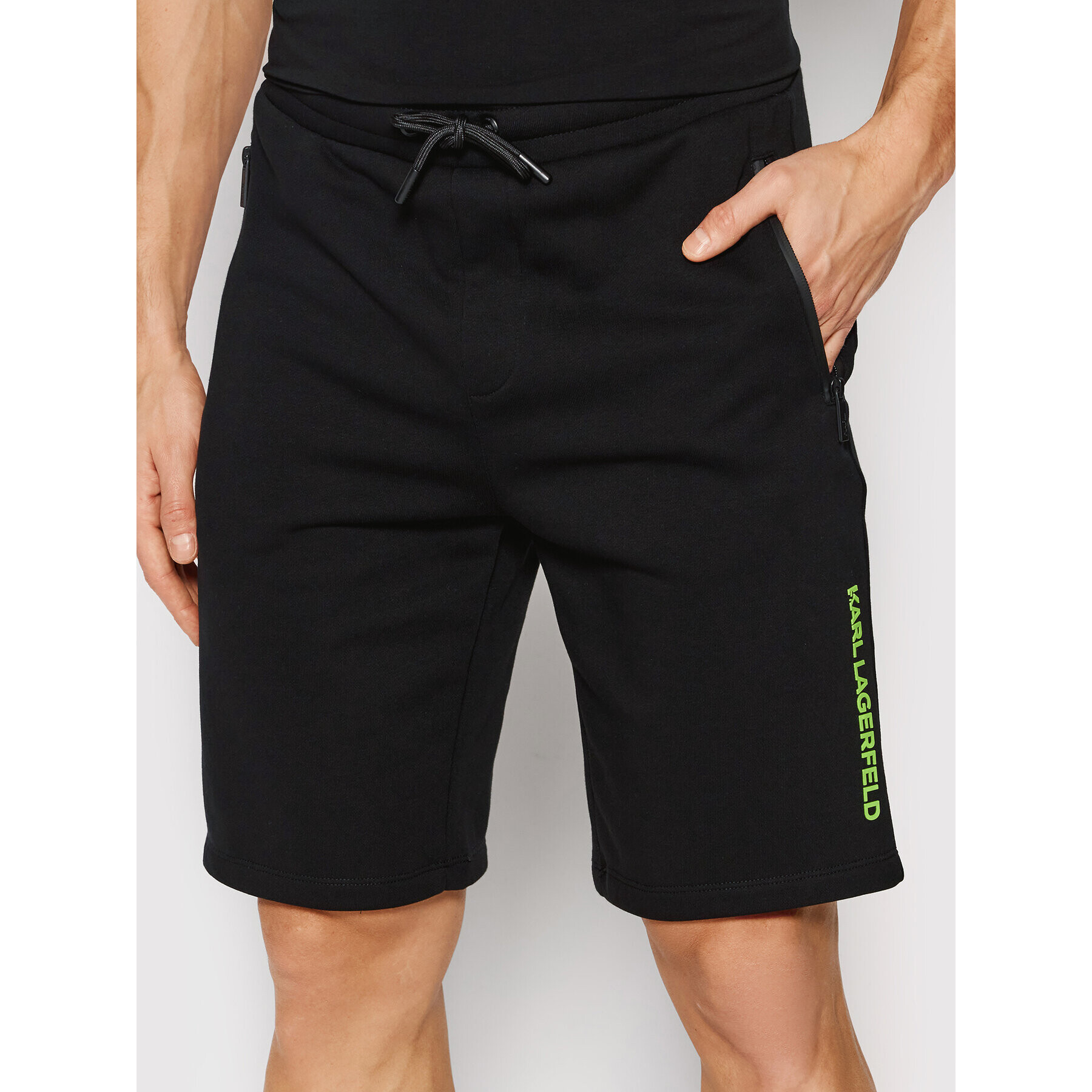 KARL LAGERFELD Pantaloni scurți sport 705432 521900 Negru Regular Fit - Pled.ro