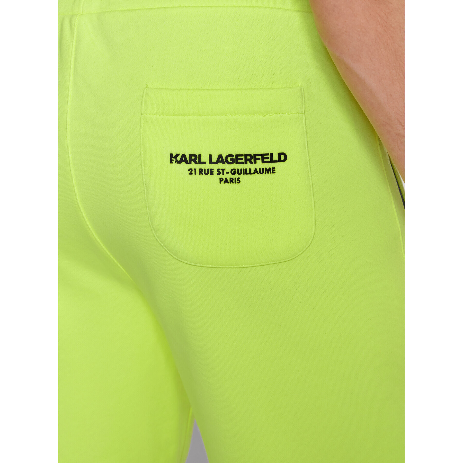 KARL LAGERFELD Pantaloni scurți sport Sweat 705432 521900 Galben Regular Fit - Pled.ro