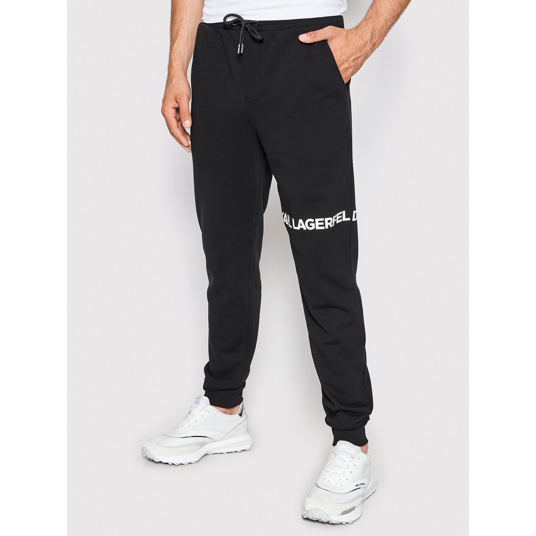 KARL LAGERFELD Pantaloni trening 705035 521900 Negru Regular Fit - Pled.ro