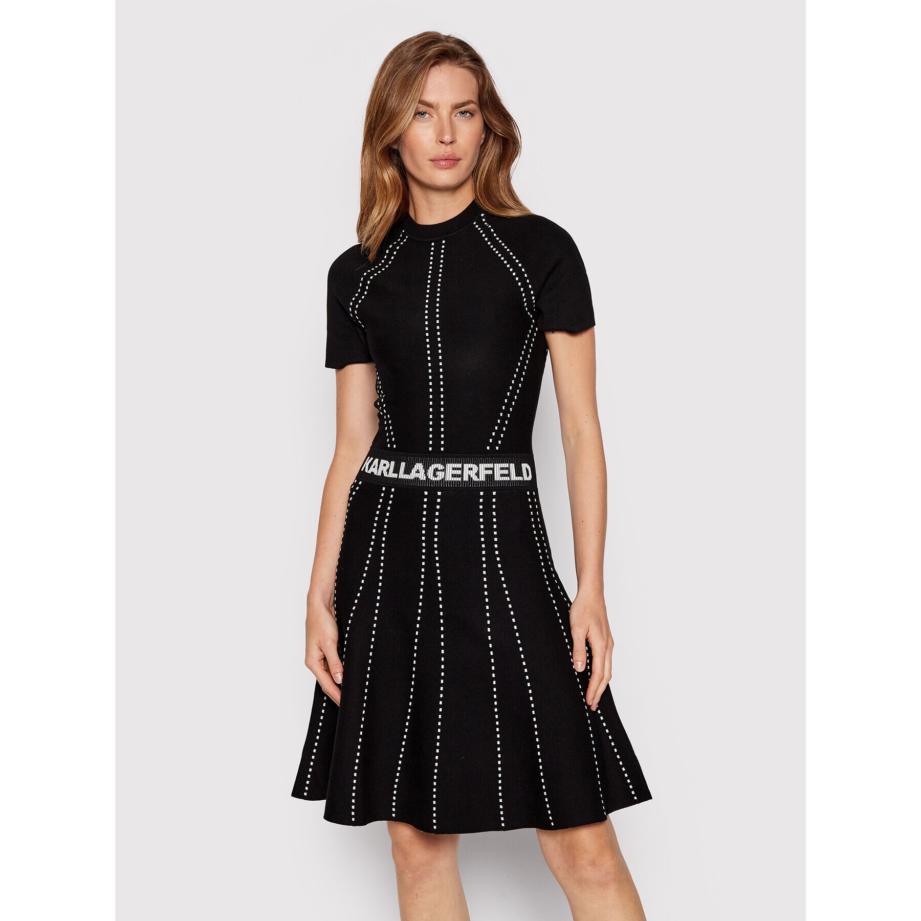 KARL LAGERFELD Rochie tricotată Logo 221W2050 Negru Slim Fit - Pled.ro