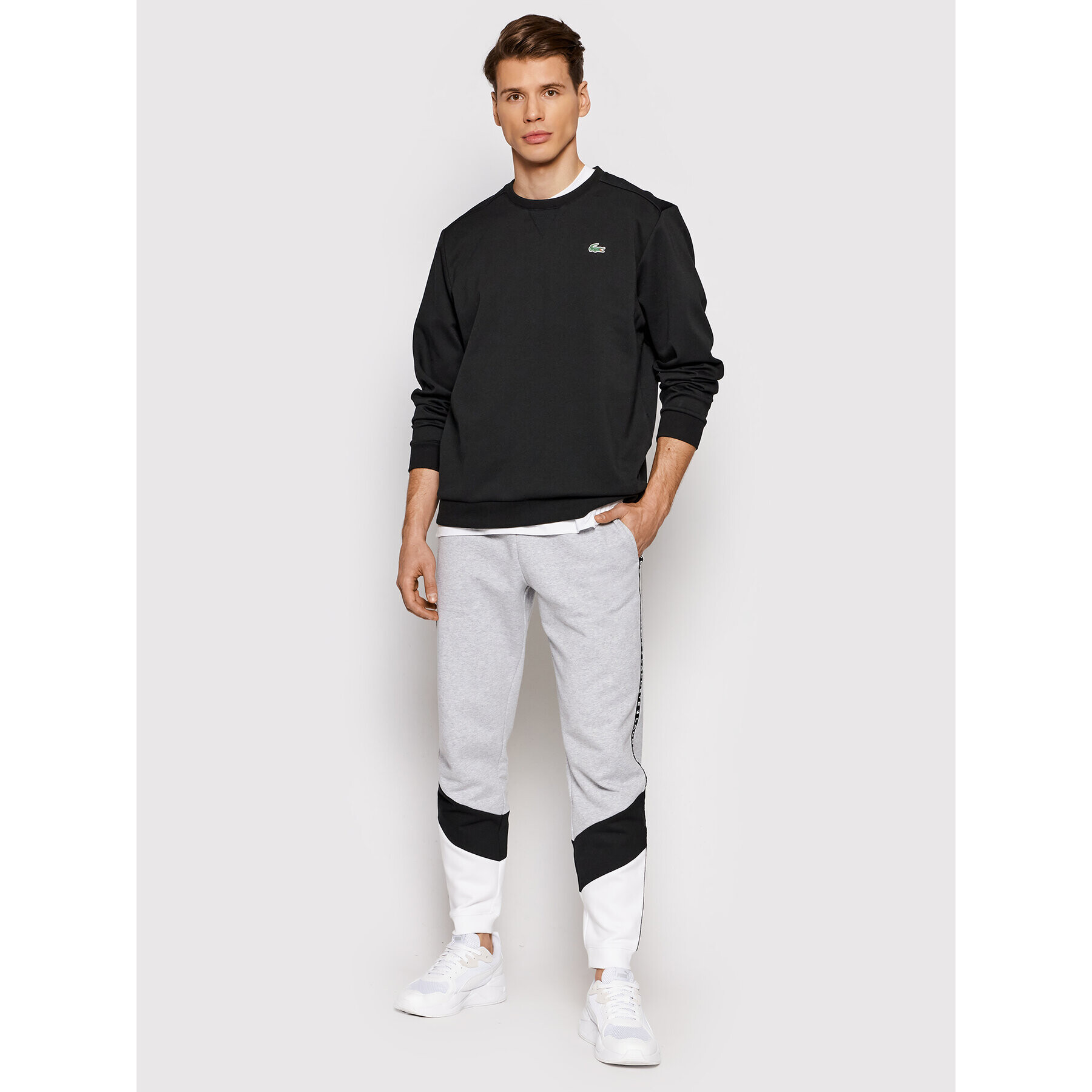 Lacoste Bluză SH9604 Negru Regular Fit - Pled.ro