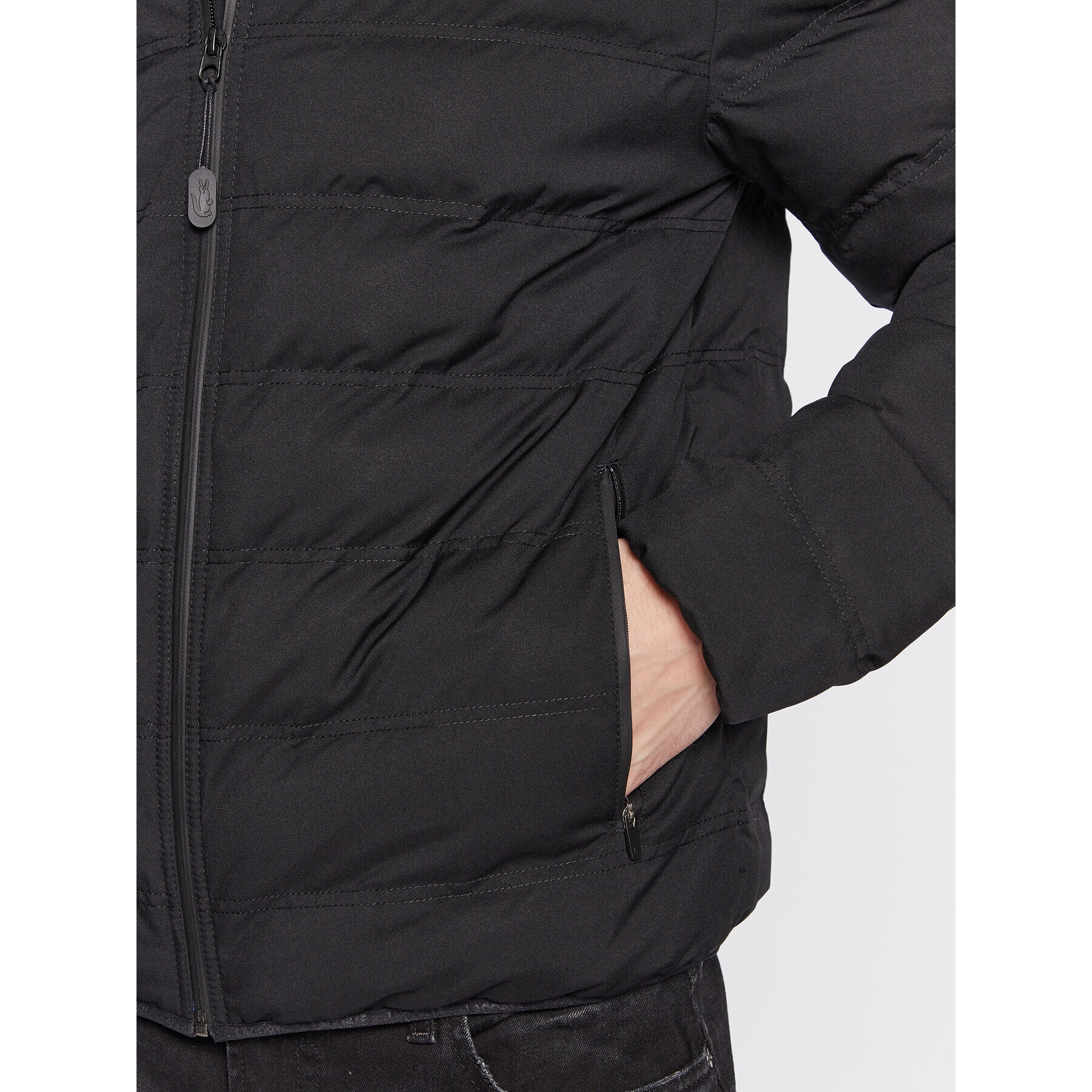 Lacoste Geacă din puf BH2277 Negru Regular Fit - Pled.ro