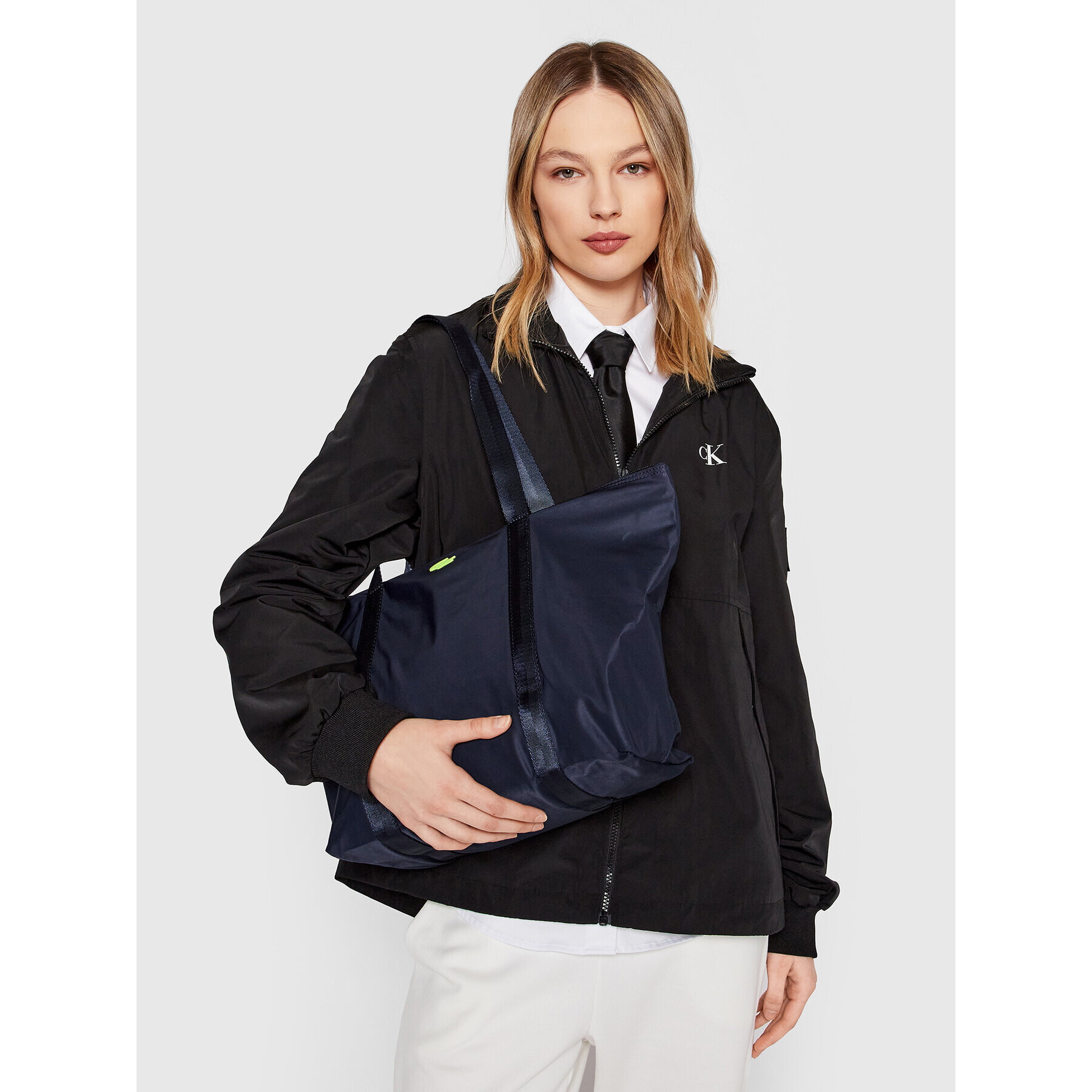 Lacoste Geantă NF3618YA Bleumarin - Pled.ro