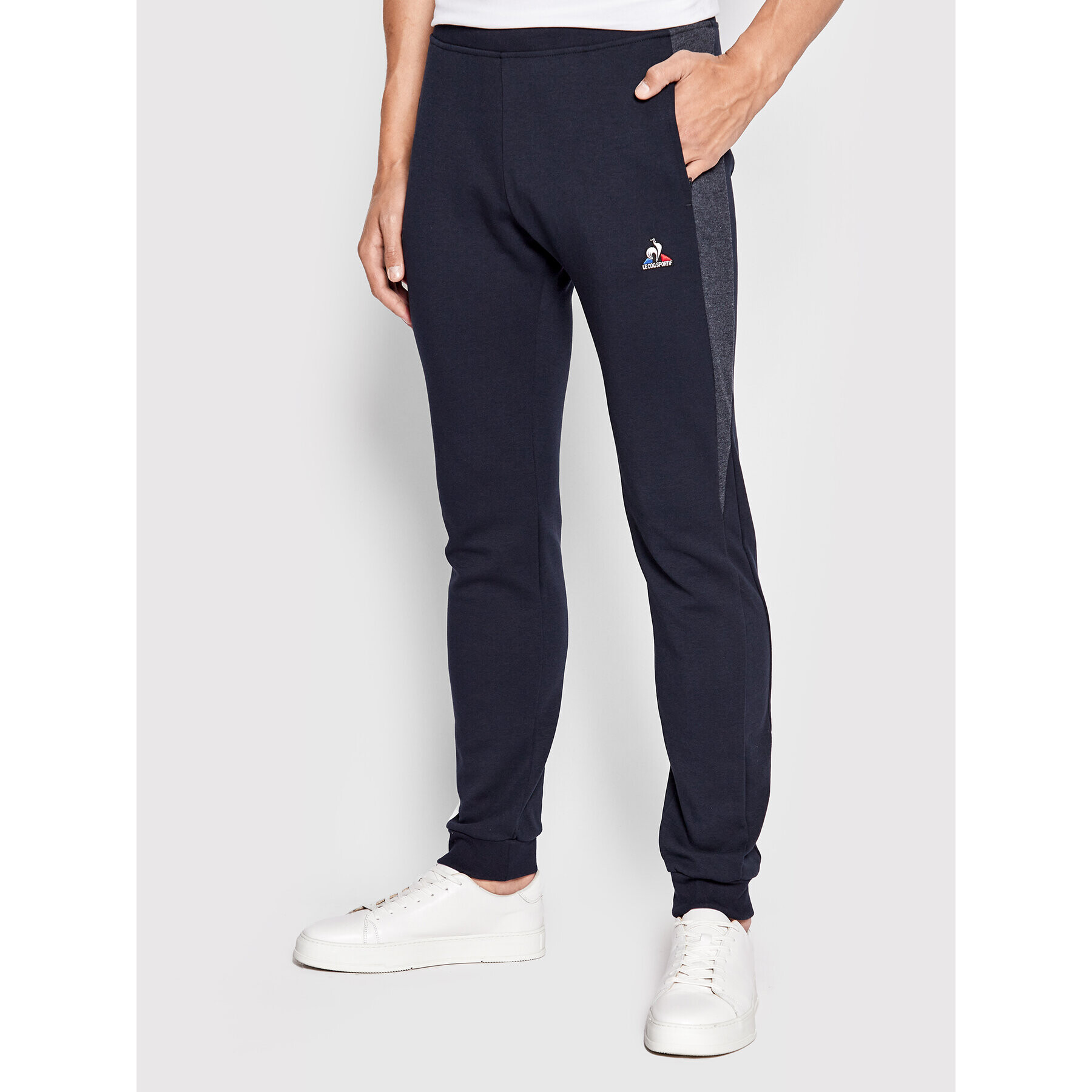 Le Coq Sportif Pantaloni trening 2210370 Bleumarin Regular Fit - Pled.ro