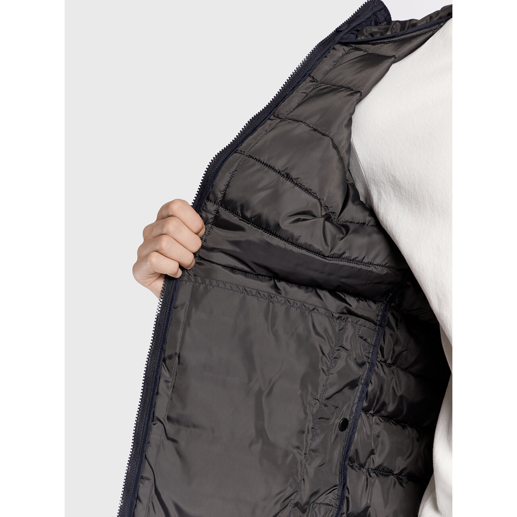 Lee Geacă din puf Light Puffer L87HSZ01 112321559 Negru Regular Fit - Pled.ro