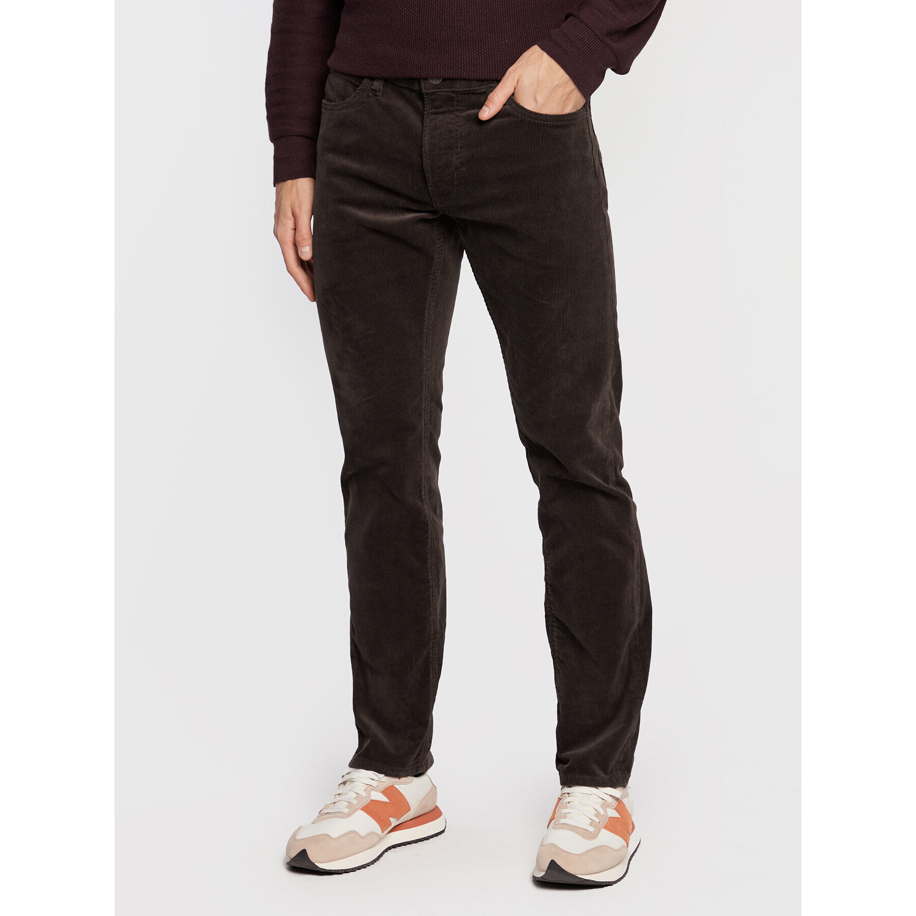 Lee Pantaloni din material Daren L707AXFM Maro Regular Fit - Pled.ro