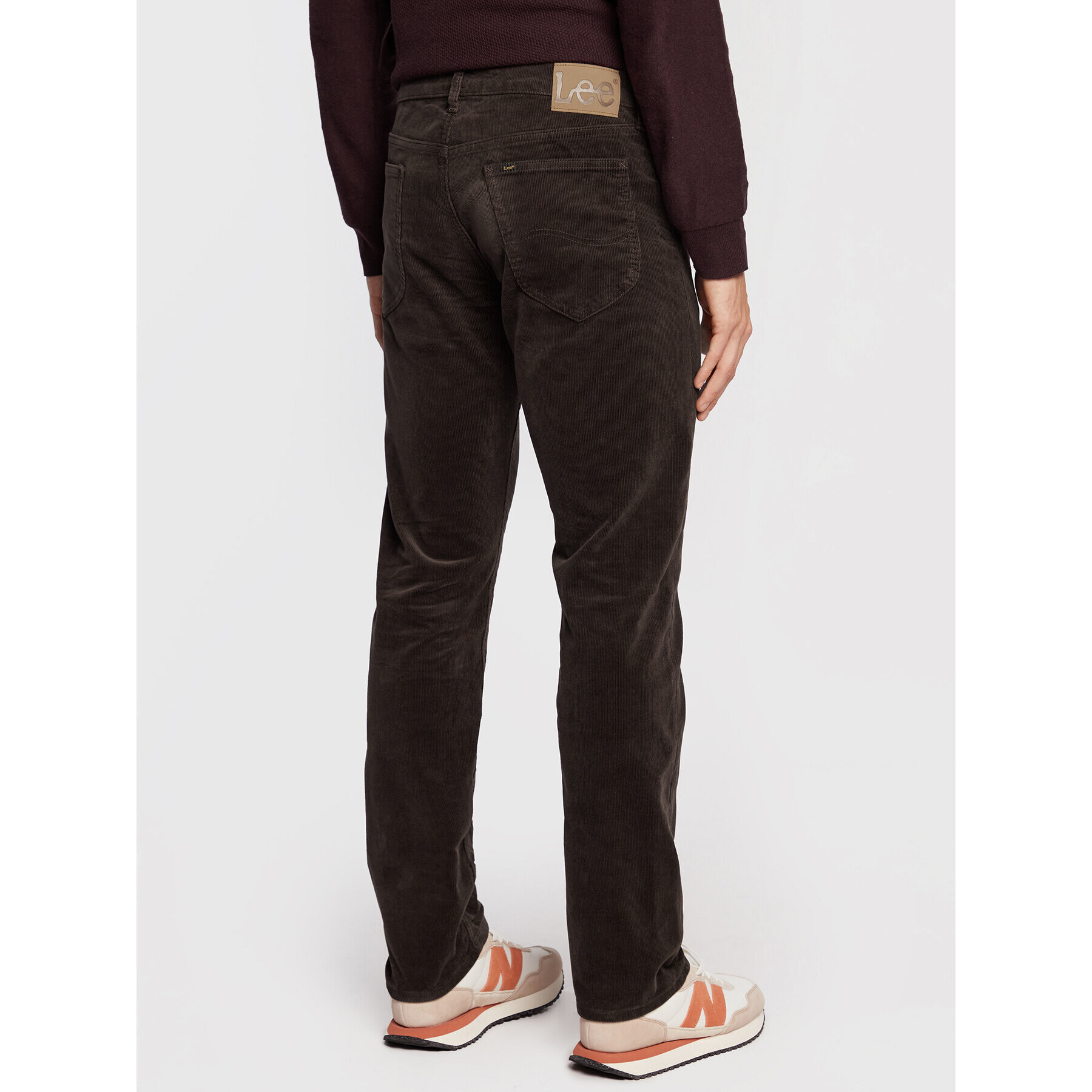 Lee Pantaloni din material Daren L707AXFM Maro Regular Fit - Pled.ro