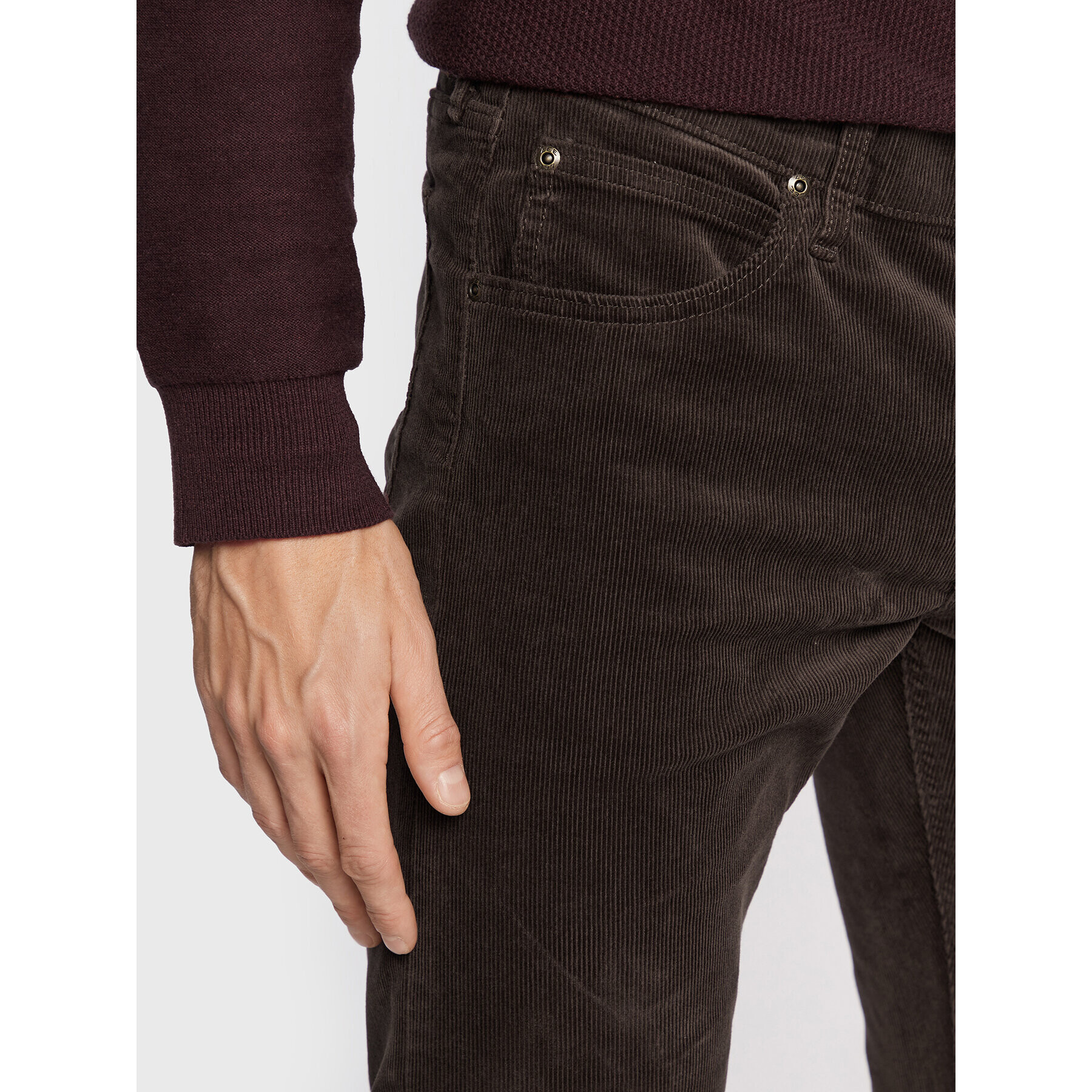 Lee Pantaloni din material Daren L707AXFM Maro Regular Fit - Pled.ro