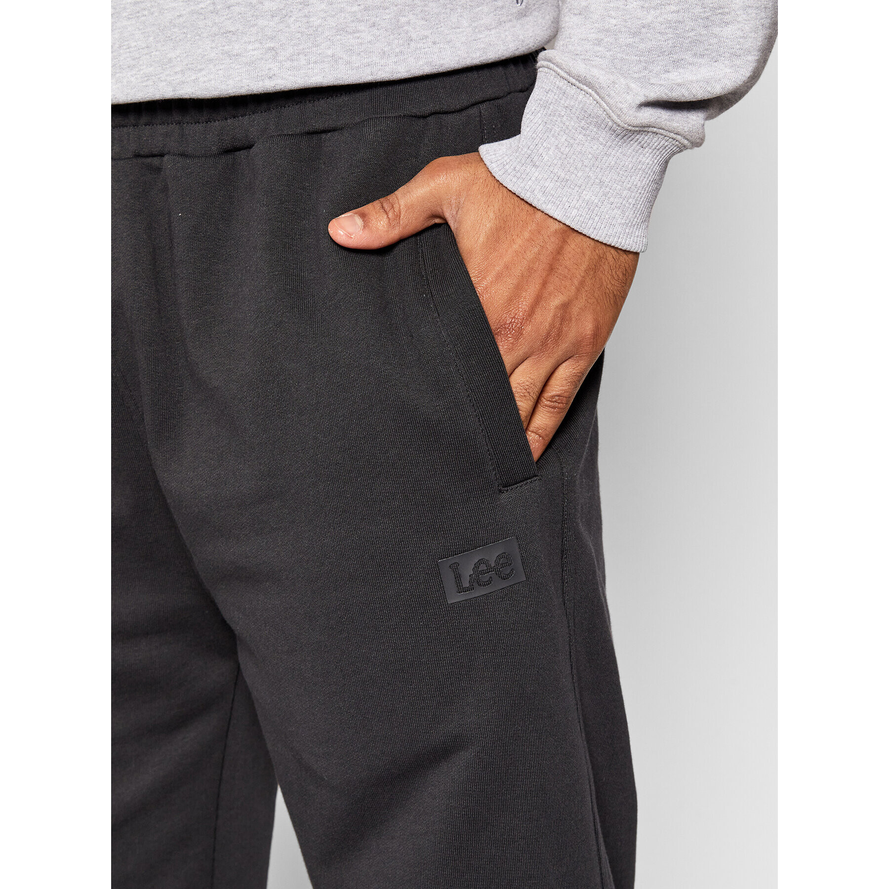 Lee Pantaloni trening L74JPTON Negru Relaxed Fit - Pled.ro