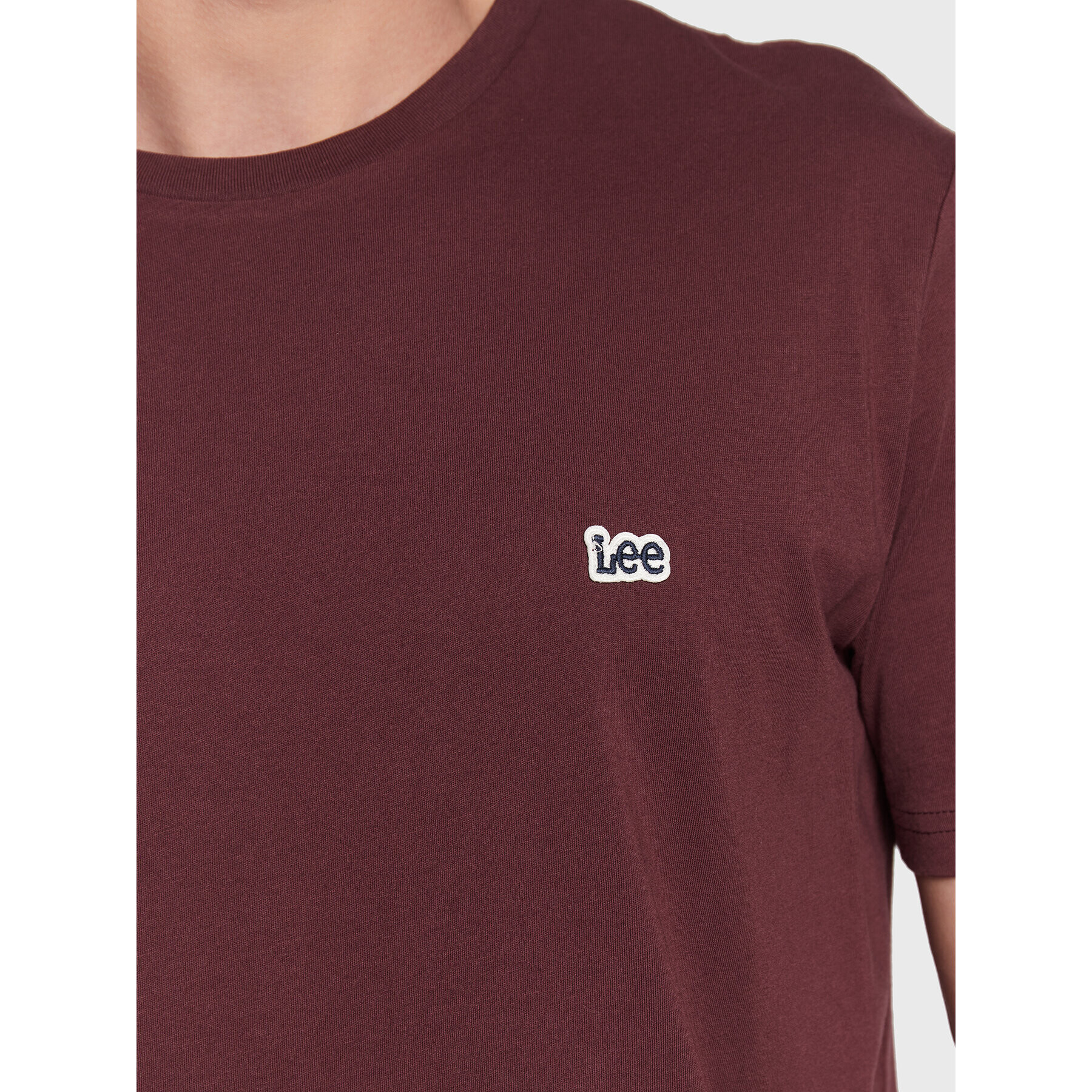 Lee Tricou Patch Logo L60UFQ74 112321764 Vișiniu Regular Fit - Pled.ro