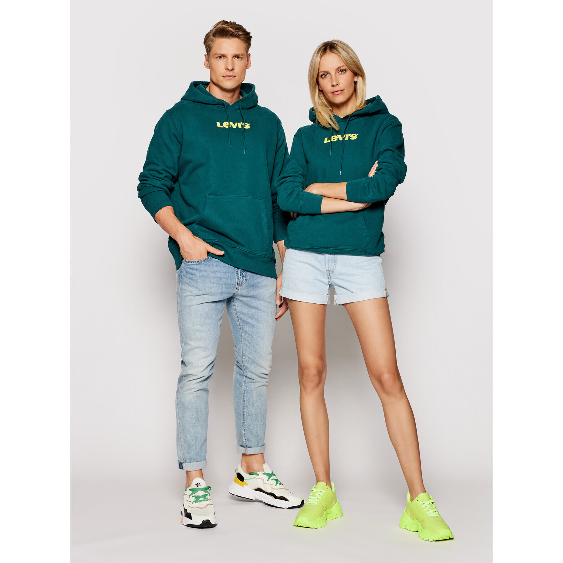 Levi's® Bluză Unisex Graphic A2410-0003 Verde Standard Fit - Pled.ro