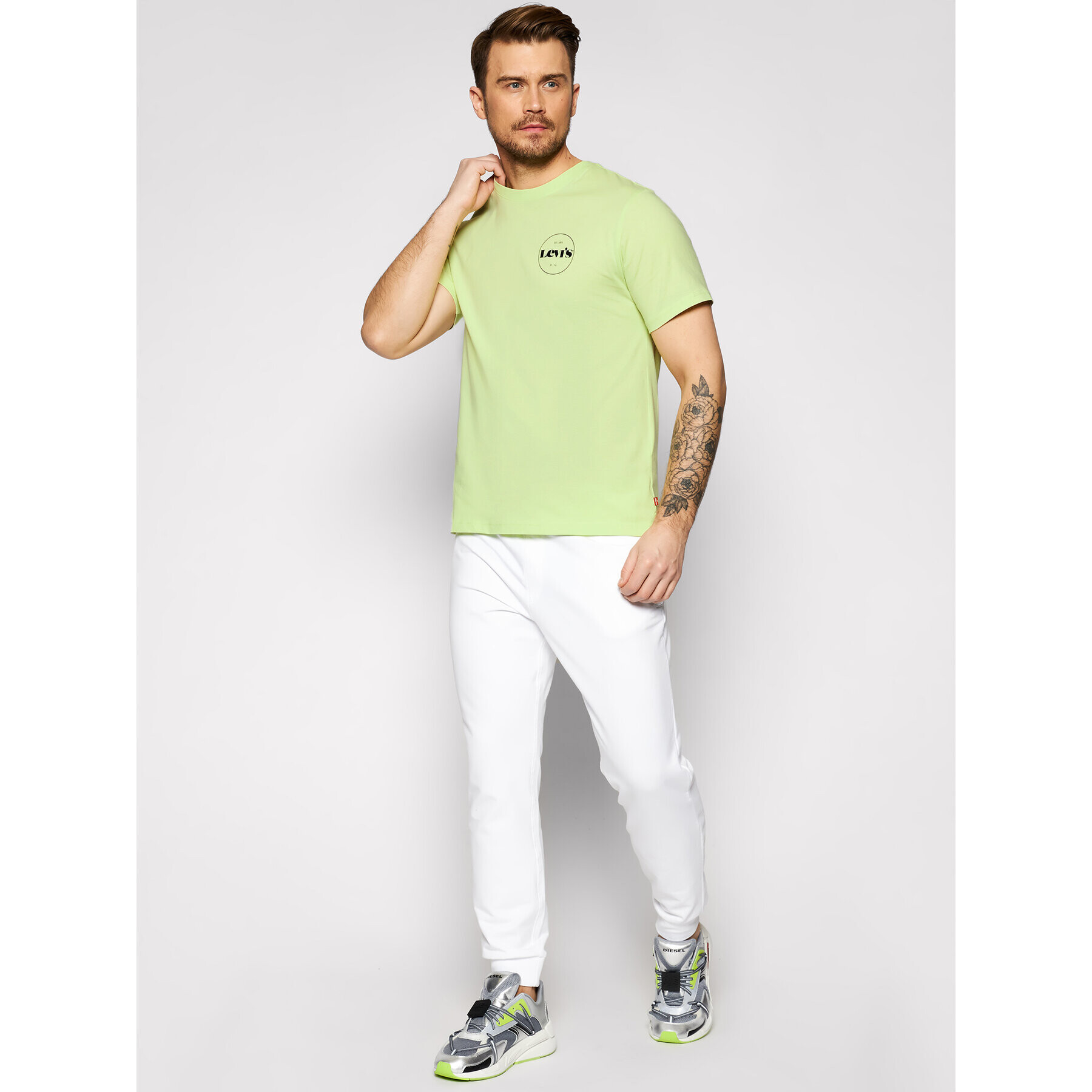 Levi's® Tricou Tee 16143 Galben Relaxed Fit - Pled.ro