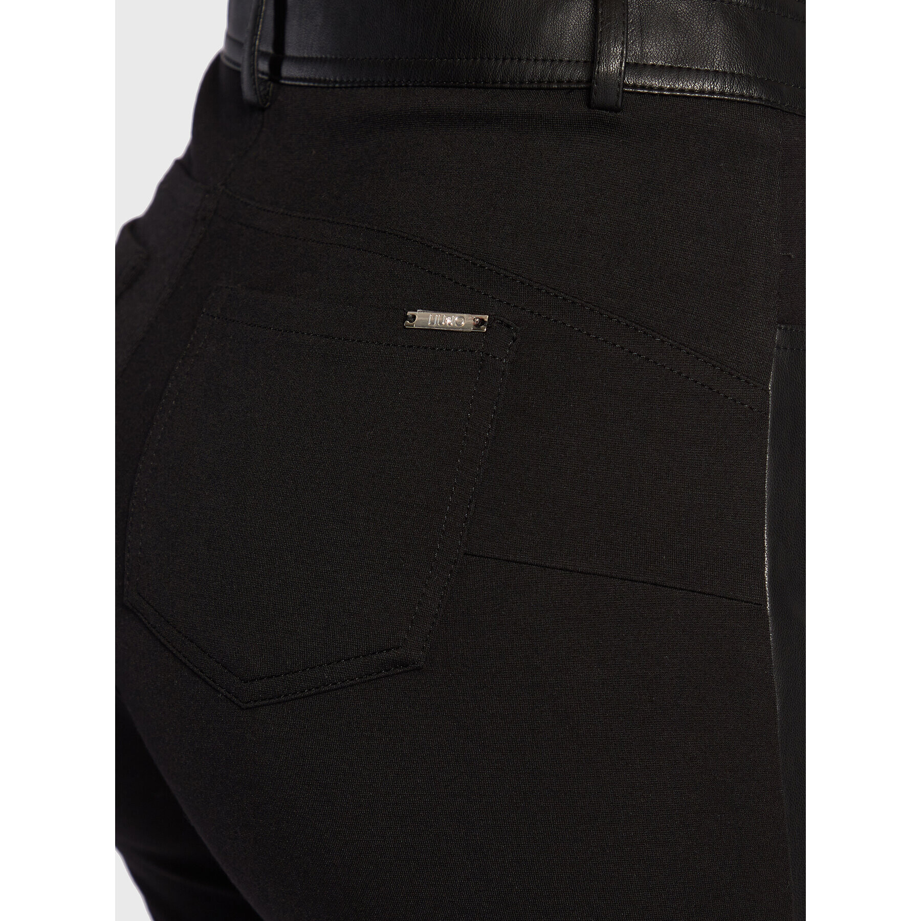 Liu Jo Pantaloni din imitație de piele WF2118 E0392 Negru Slim Fit - Pled.ro