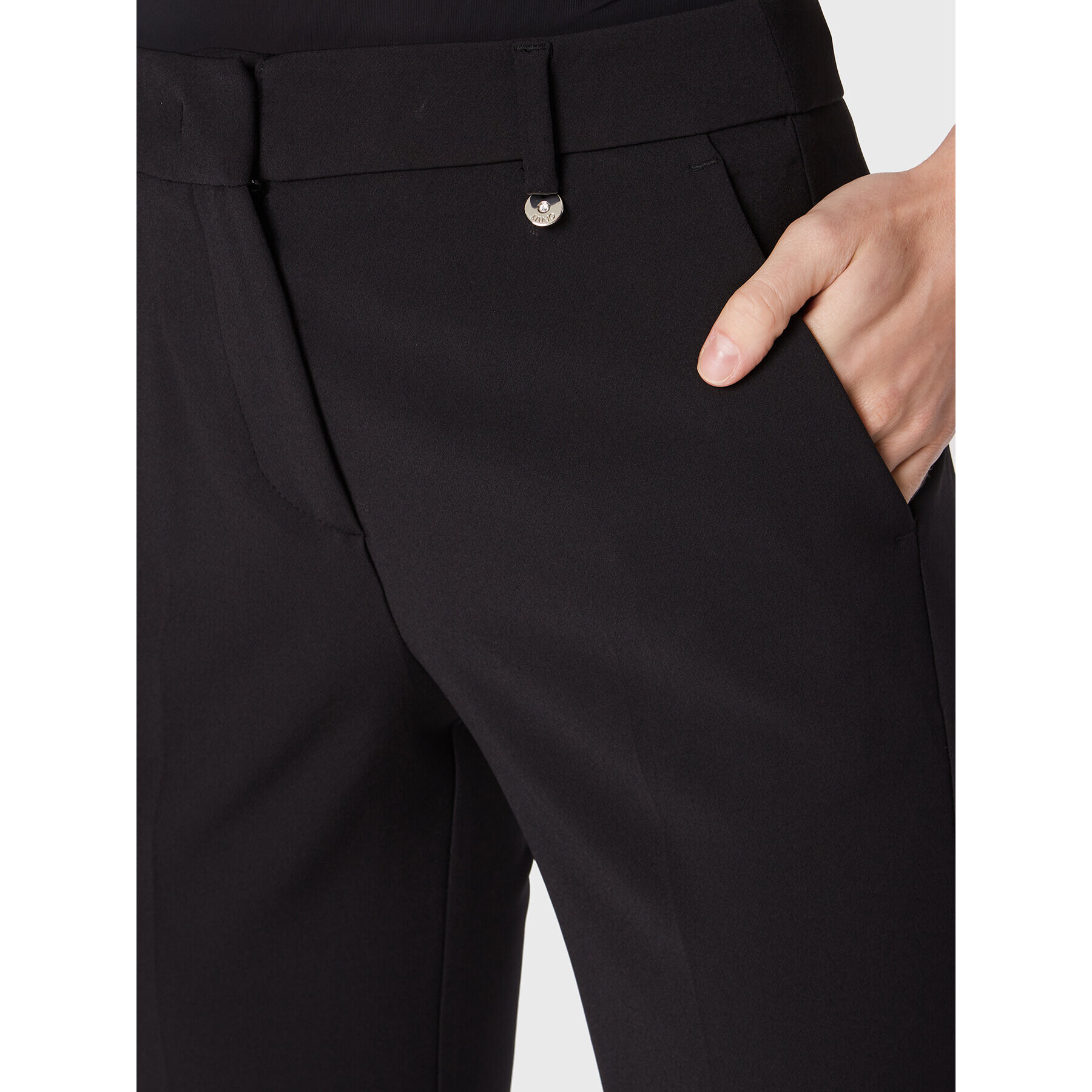 Liu Jo Pantaloni din material CF2136 T3165 Negru Slim Fit - Pled.ro