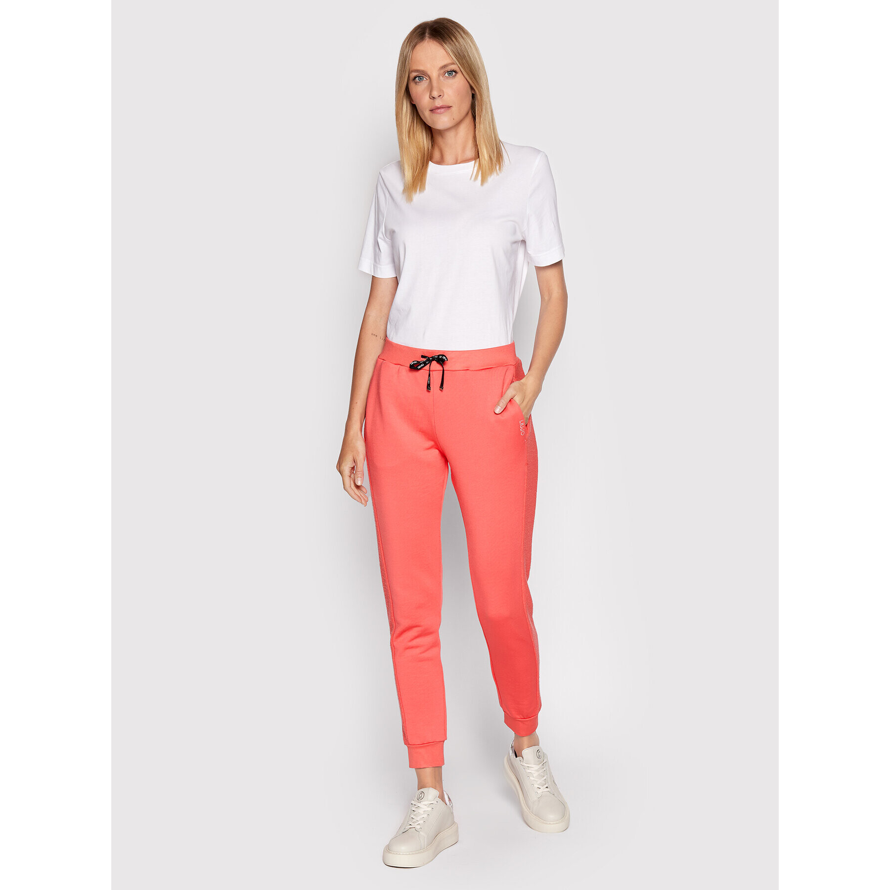 Liu Jo Pantaloni trening TF2014 F0778 Roz Regular Fit - Pled.ro