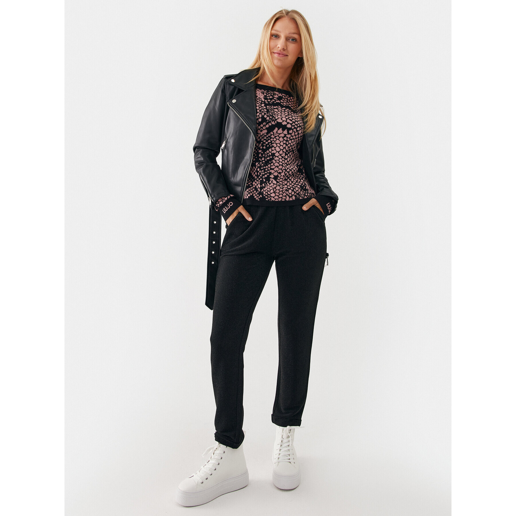 Liu Jo Sport Pantaloni din material TF3077 J4537 Negru Relaxed Fit - Pled.ro