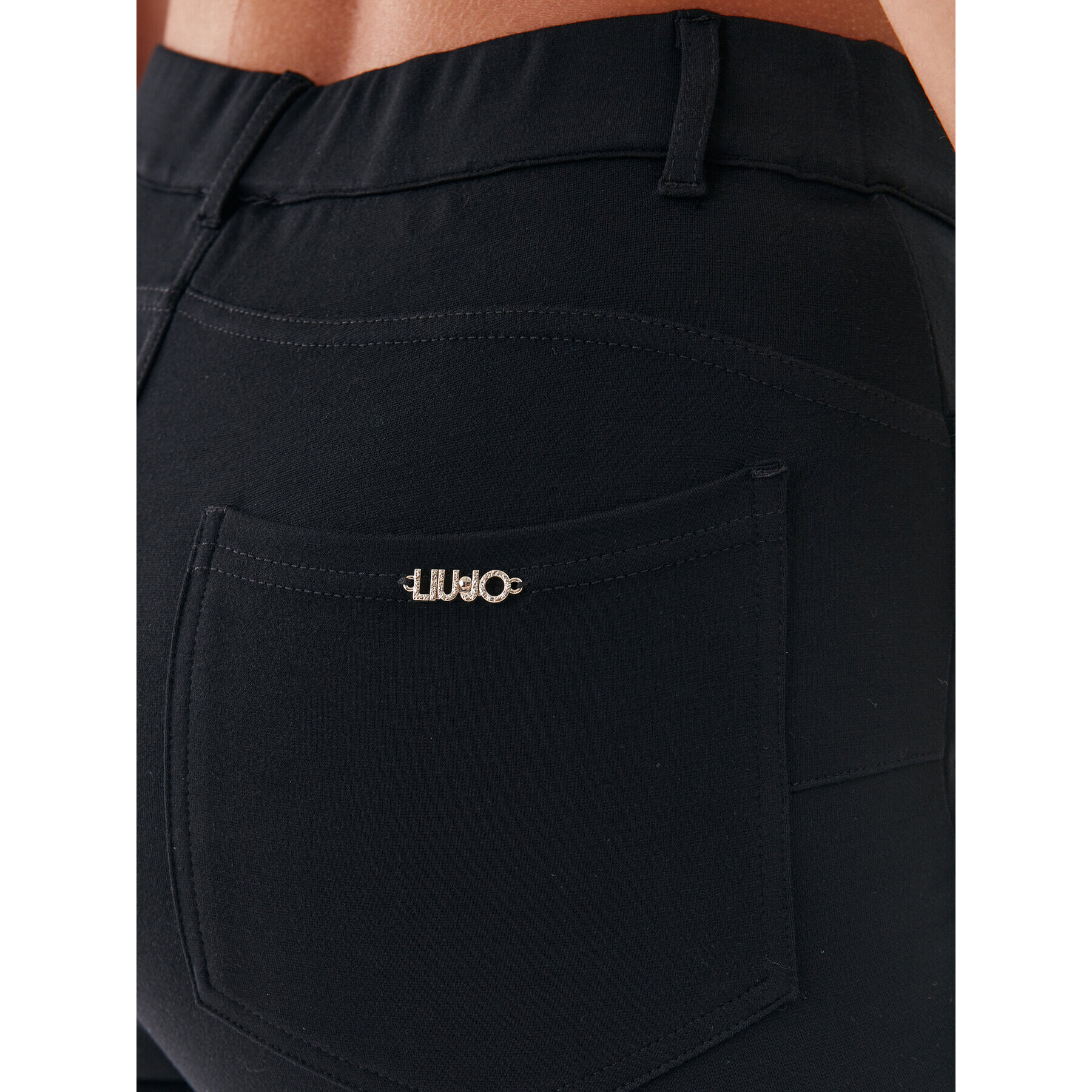 Liu Jo Sport Pantaloni din material TF3272 J6182 Negru Slim Fit - Pled.ro