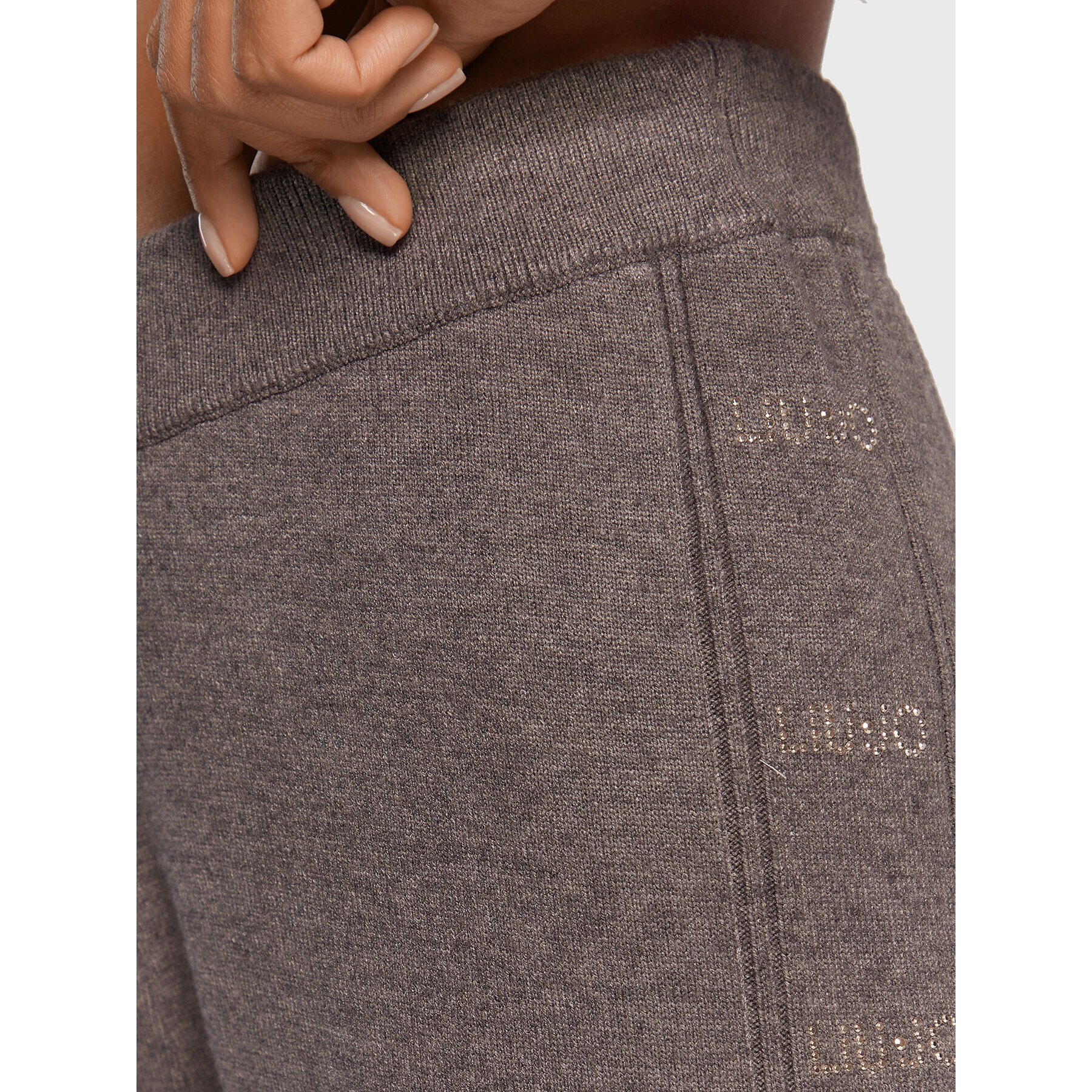 Liu Jo Sport Pantaloni tricotați TF2106 MA63M Gri Regular Fit - Pled.ro