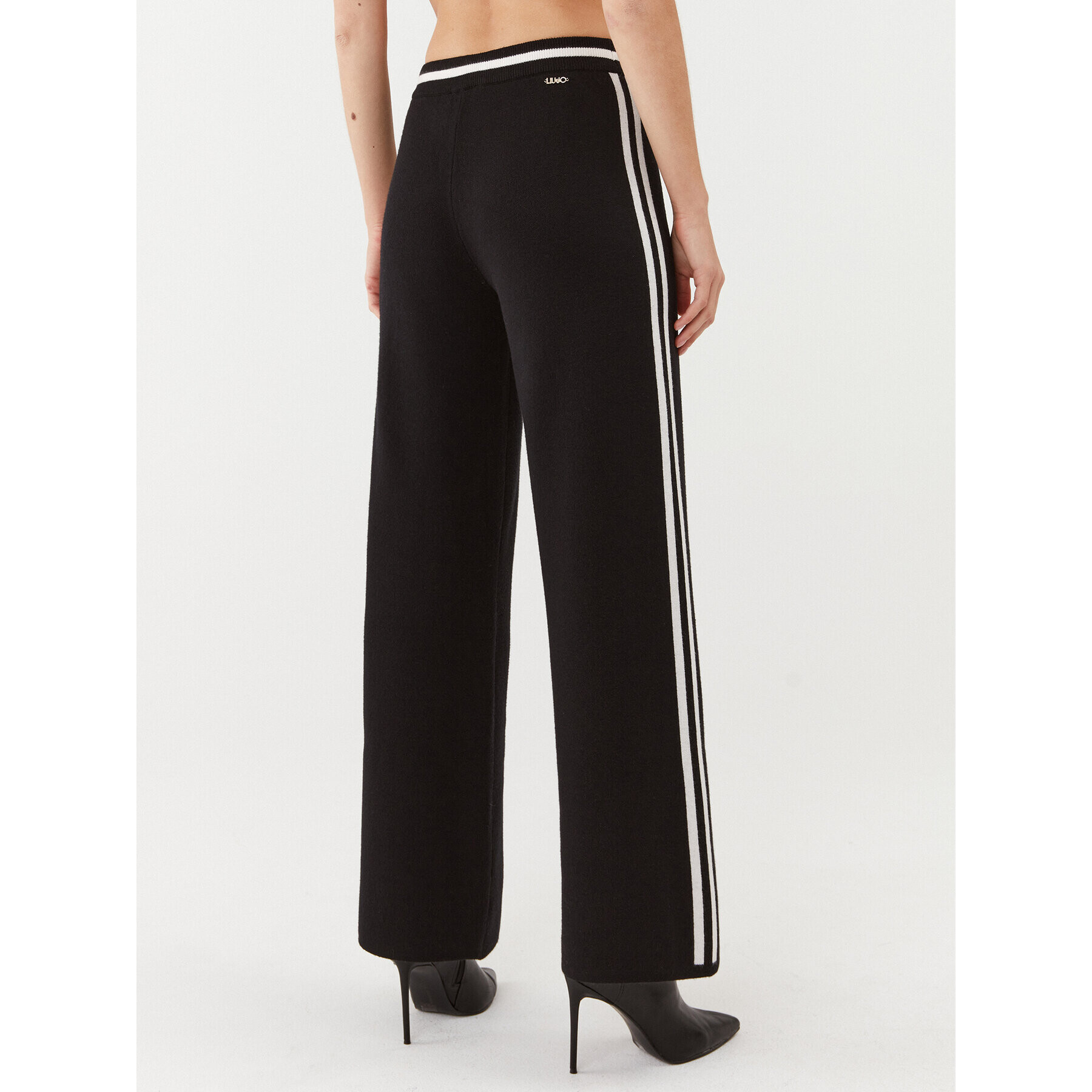 Liu Jo Sport Pantaloni tricotați TF3219 MA63M Negru Relaxed Fit - Pled.ro