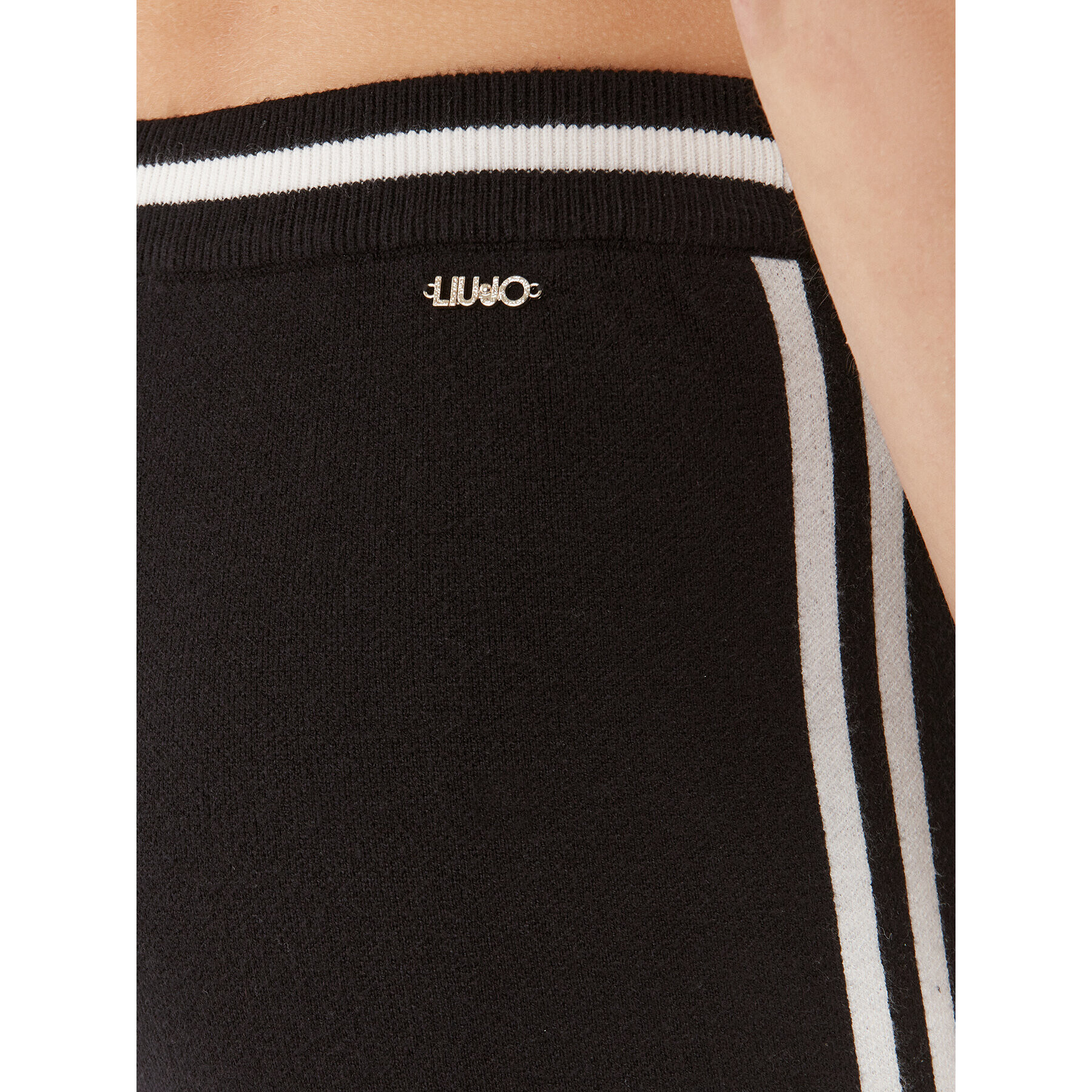 Liu Jo Sport Pantaloni tricotați TF3219 MA63M Negru Relaxed Fit - Pled.ro