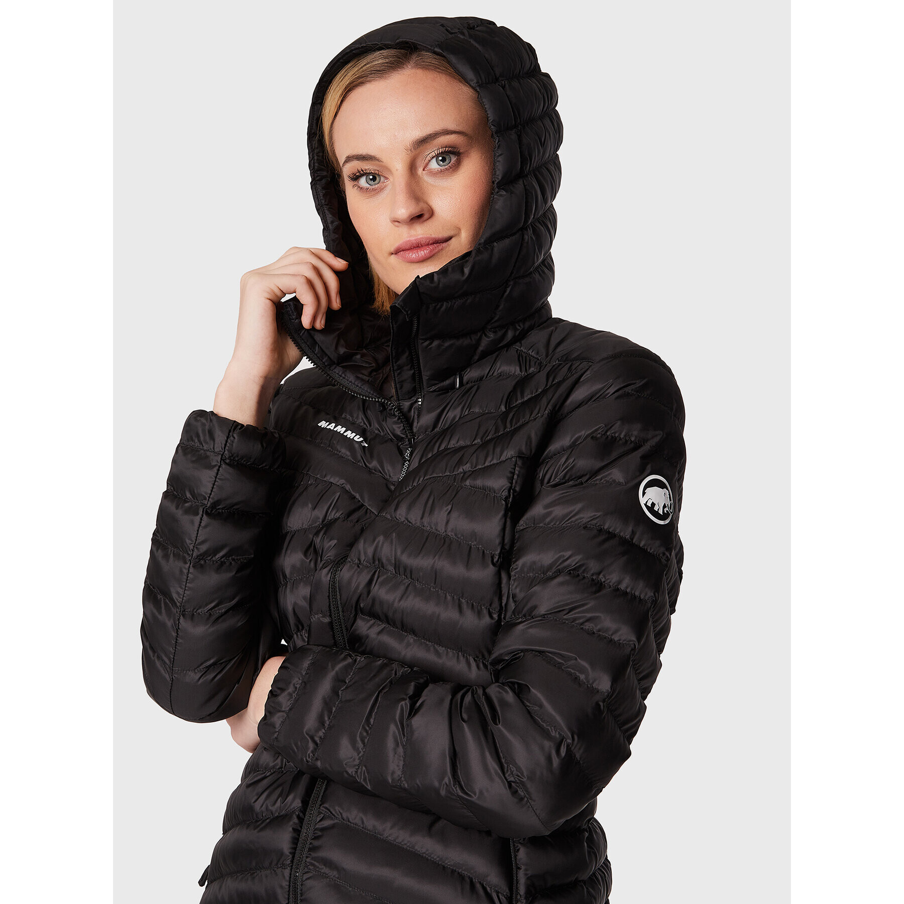 Mammut Geacă din puf Albula 1013-01791-0001-113 Negru Regular Fit - Pled.ro