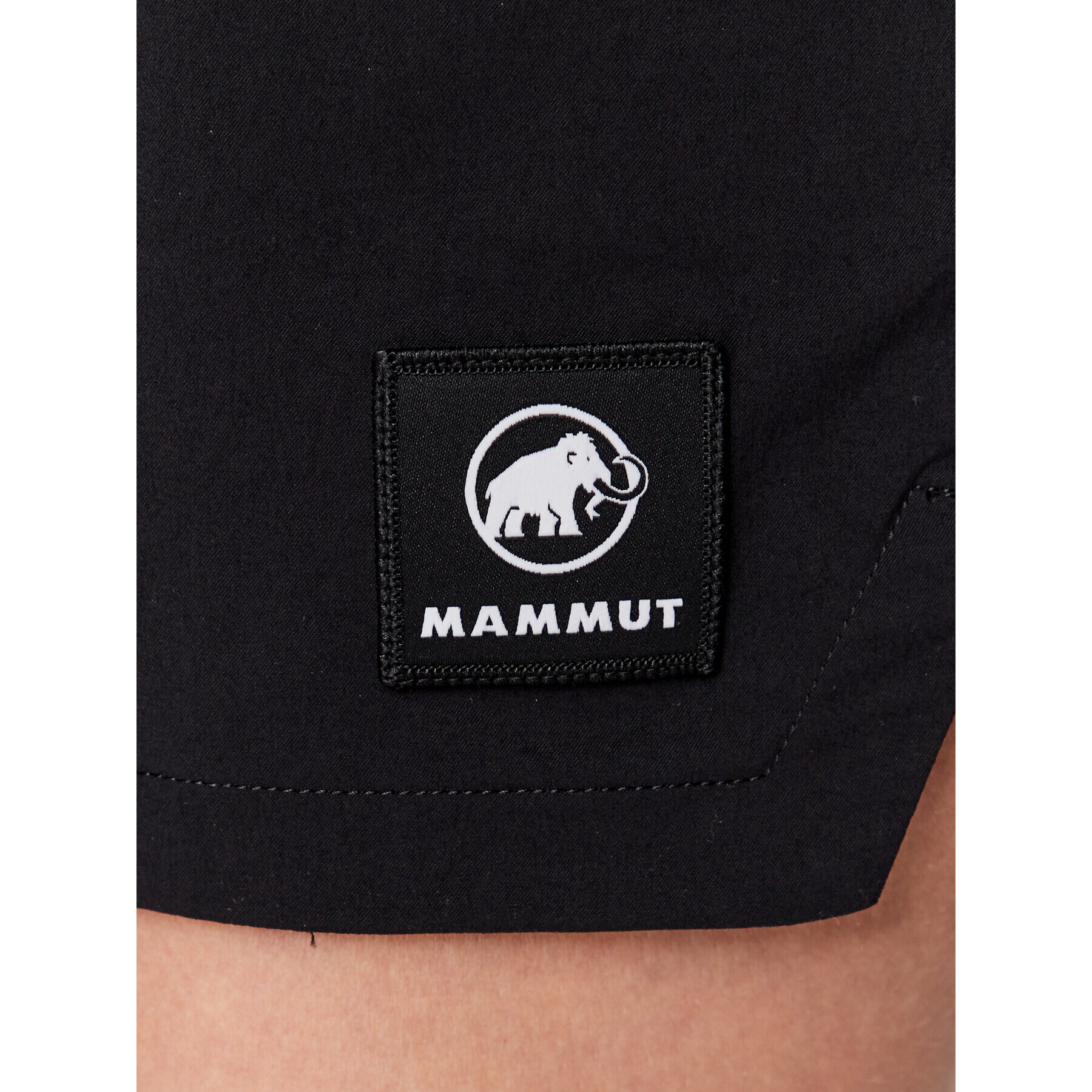 Mammut Pantaloni scurți sport 1023-00681 Negru Regular Fit - Pled.ro