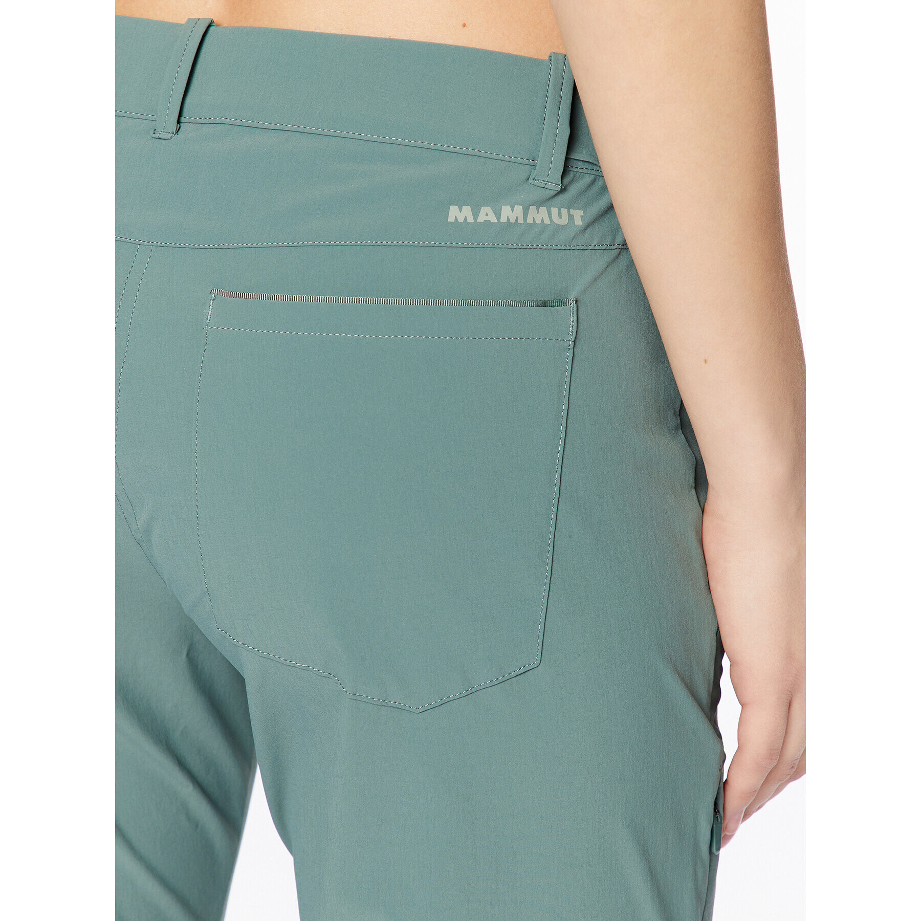 Mammut Pantaloni scurți sport 1023-00720 Verde Athletic Fit - Pled.ro