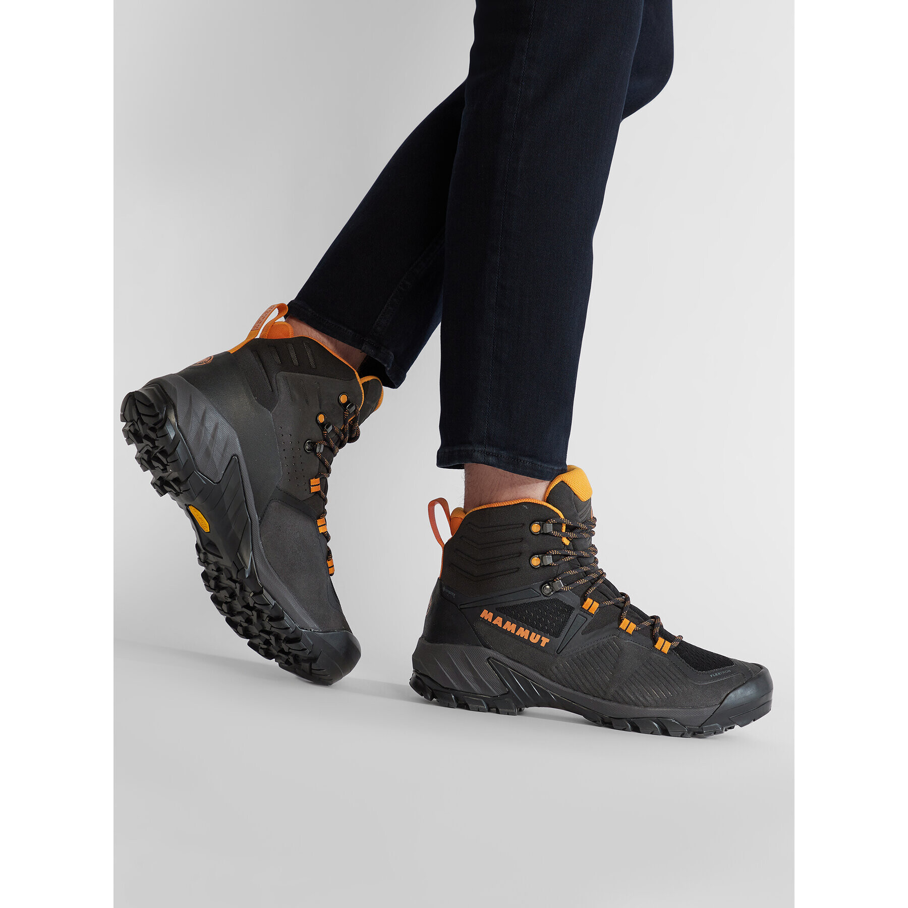 Mammut Trekkings Sapuen High Gtx GORE-TEX 3030-04241-00132-1075 Negru - Pled.ro