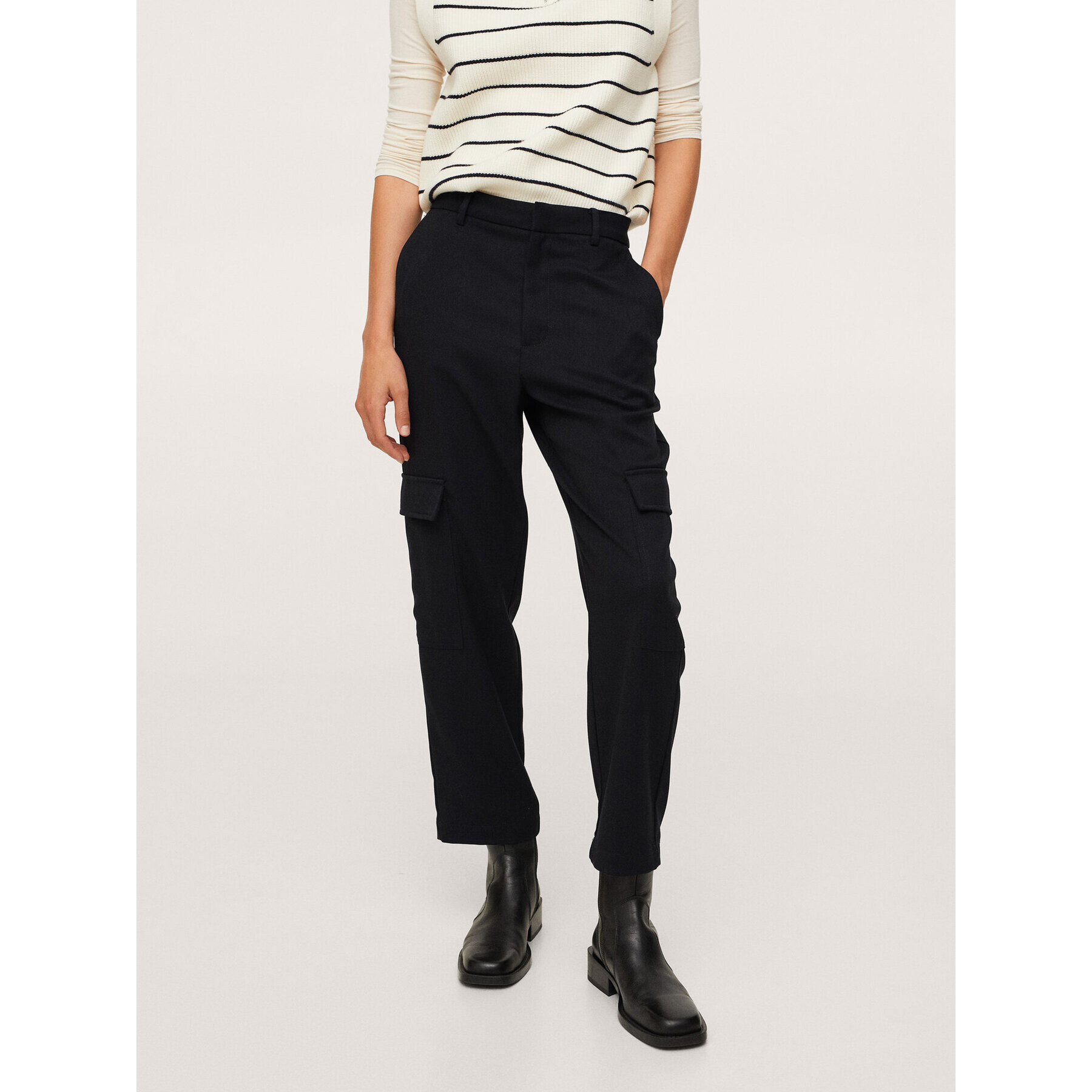 Mango Pantaloni din material Frank 17085920 Negru Regular Fit - Pled.ro