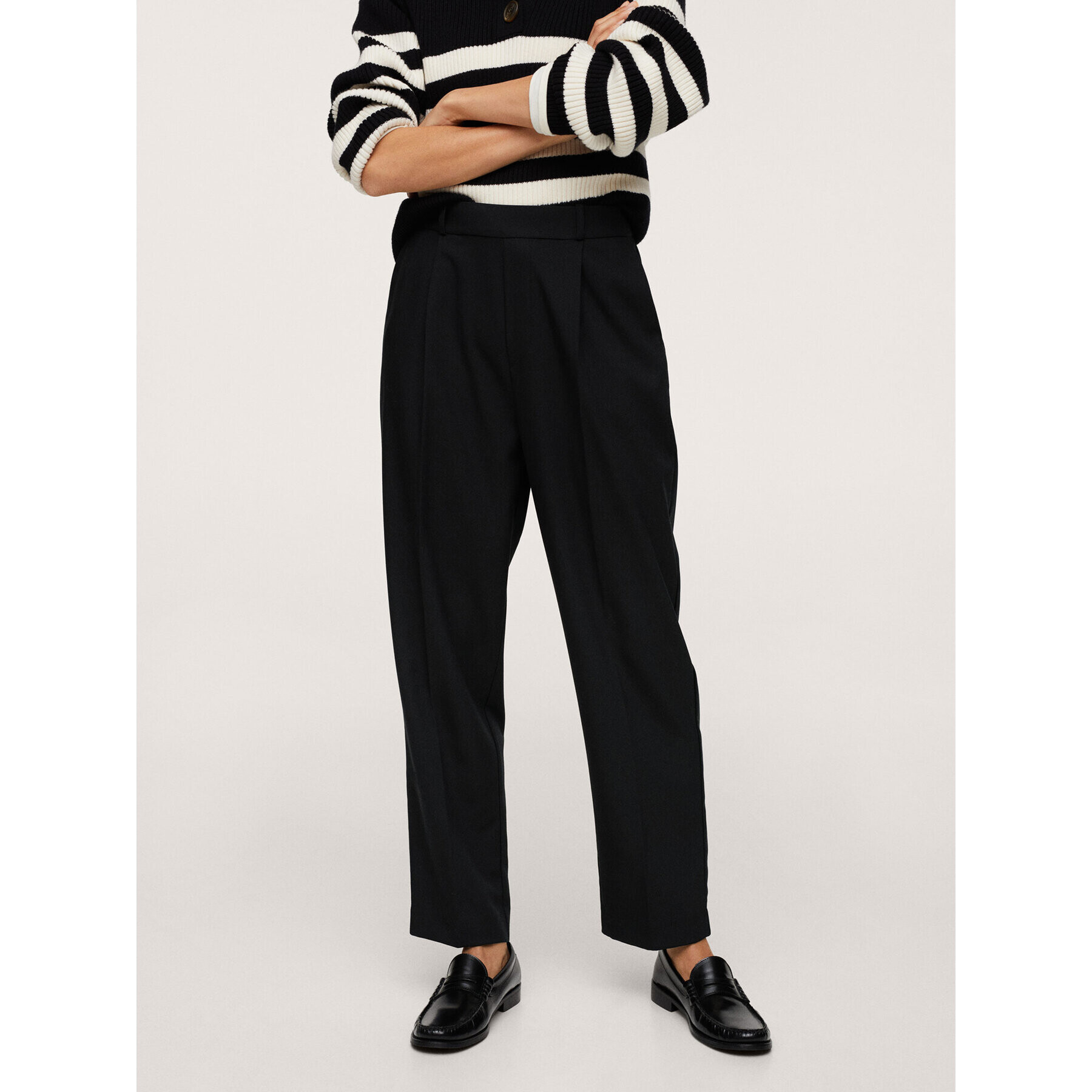 Mango Pantaloni din material Goro 17049075 Negru Slouchy Fit - Pled.ro