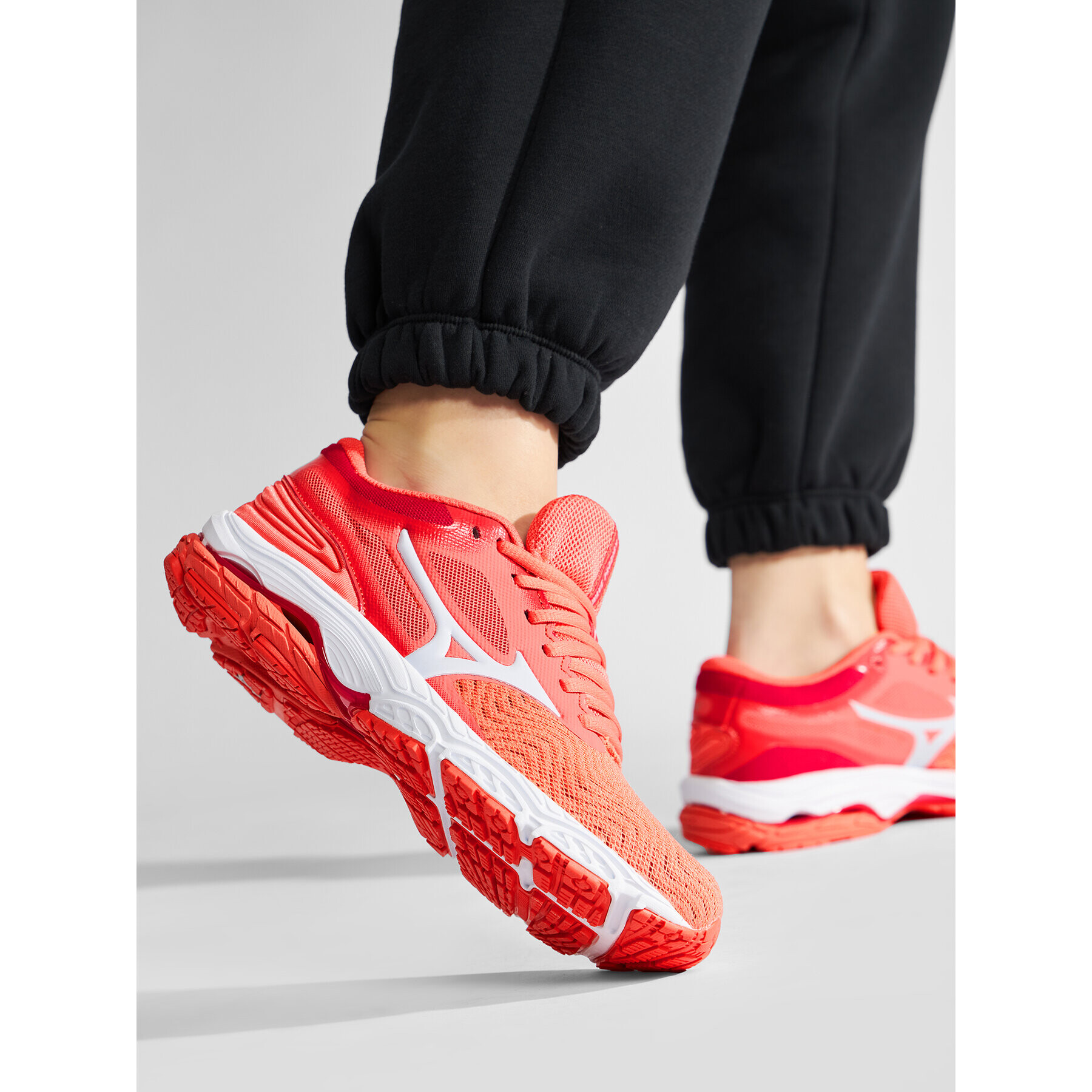 Mizuno Pantofi Wave Prodigy 4 J1GD221023 Coral - Pled.ro