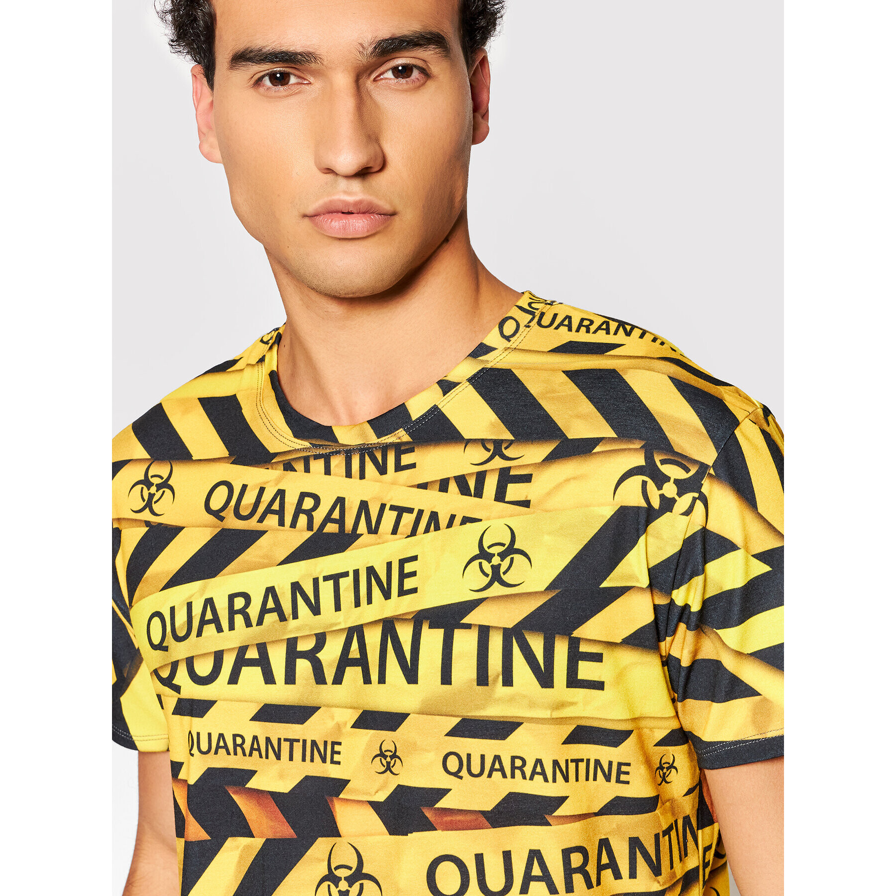 Mr. GUGU & Miss GO Tricou Unisex Quarantine Galben Regular Fit - Pled.ro