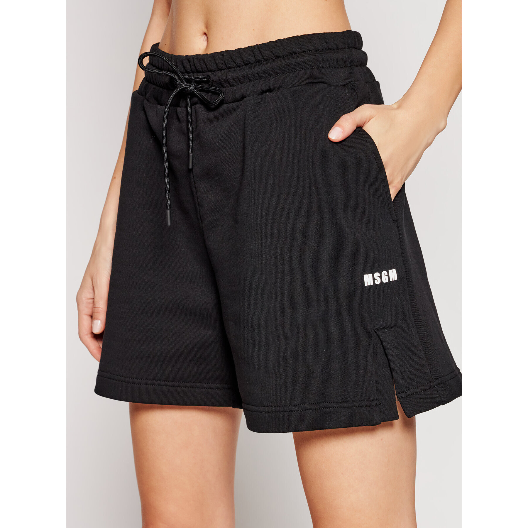 MSGM Pantaloni scurți sport 3041MDB60 217299 Negru Regular Fit - Pled.ro