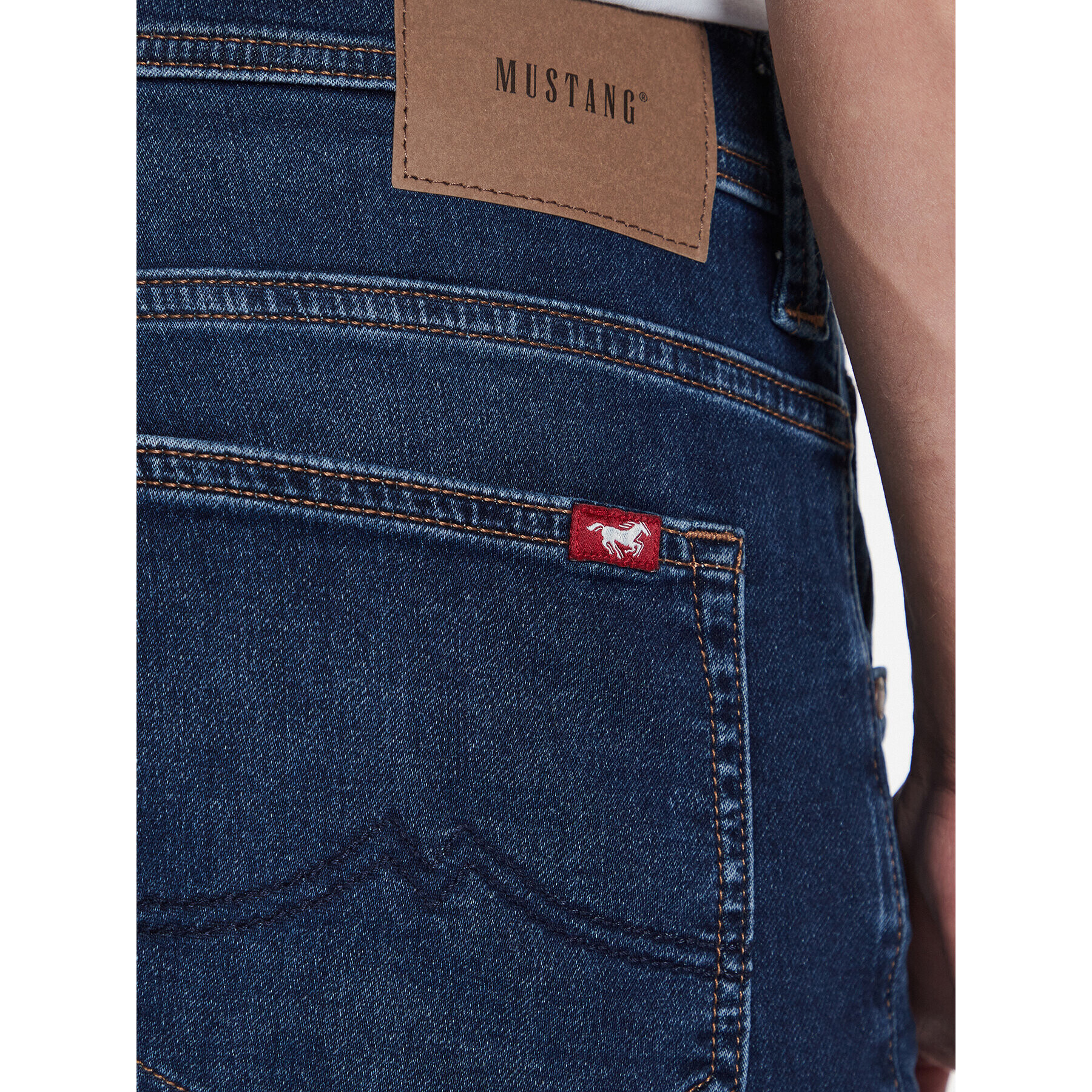 Mustang Pantaloni scurți de blugi Chicago 1013433 Bleumarin Regular Fit - Pled.ro