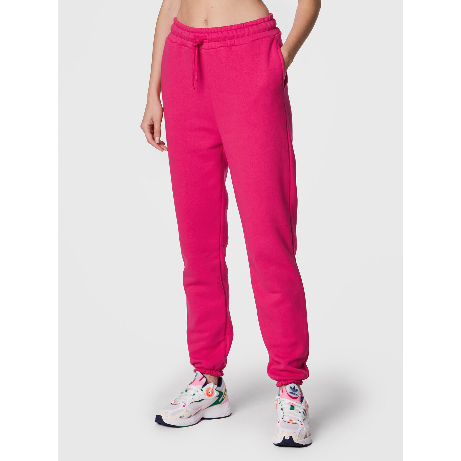 NA-KD Pantaloni trening Move 1100-006317-2008-003 Roz Regular Fit - Pled.ro