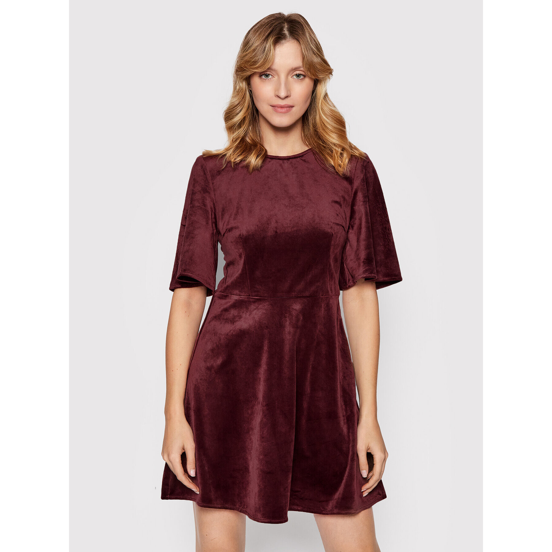 NA-KD Rochie de zi Velvet 1100-004520-0212-581 Vișiniu Regular Fit - Pled.ro