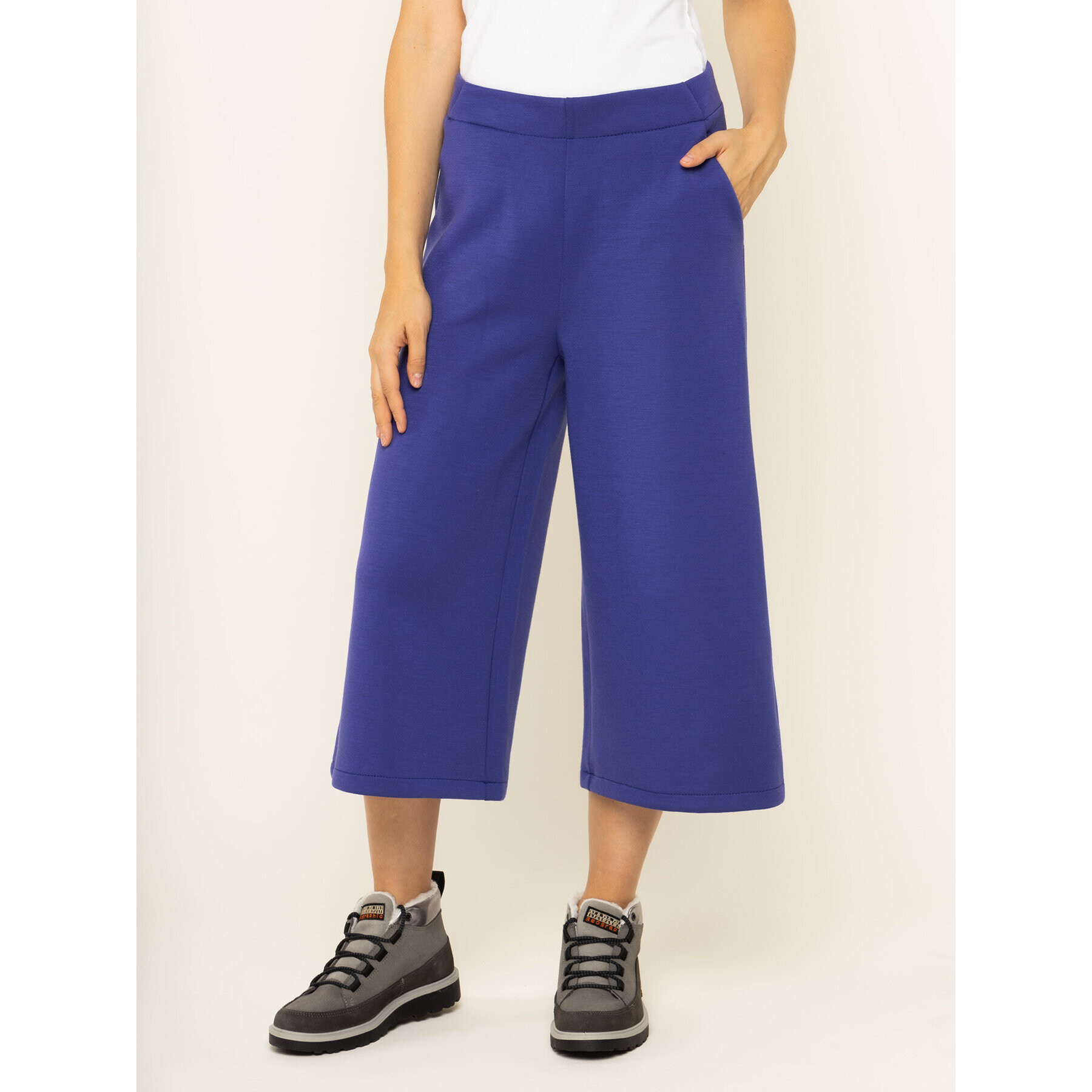 Napapijri Pantaloni culotte Miel Wide N0YJAH Violet Regular Fit - Pled.ro