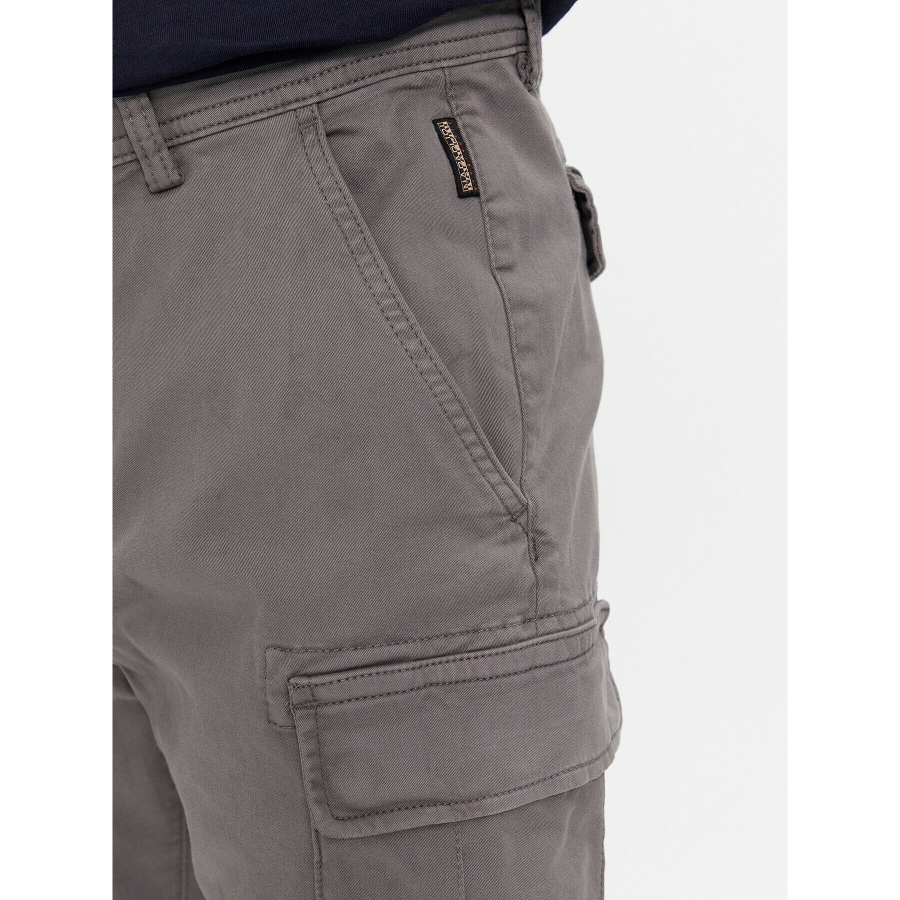 Napapijri Pantaloni din material Yasuni NP0A4H1G Gri Regular Fit - Pled.ro