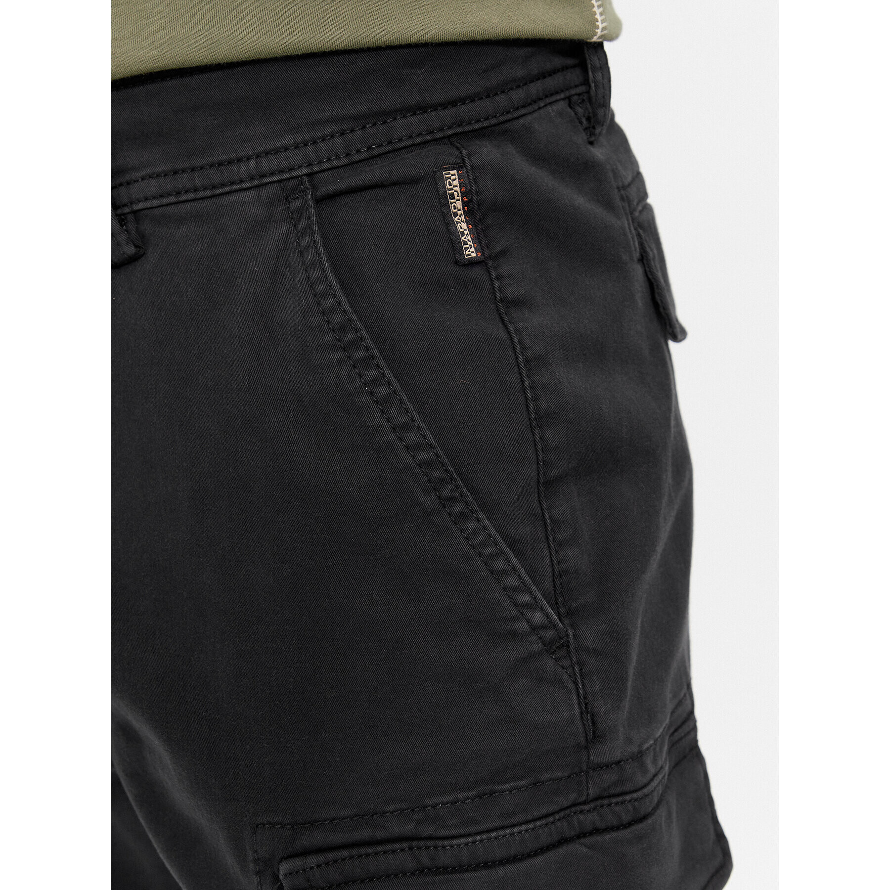 Napapijri Pantaloni din material Yasuni NP0A4H1G Negru Regular Fit - Pled.ro