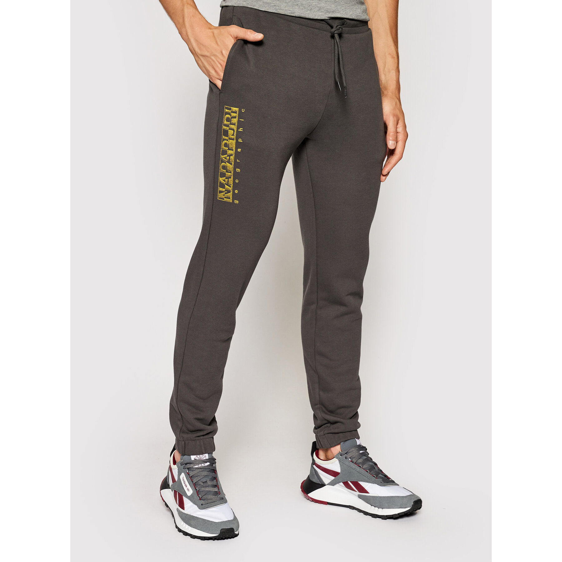 Napapijri Pantaloni trening Mallar NP0A4FA9 Gri Regular Fit - Pled.ro