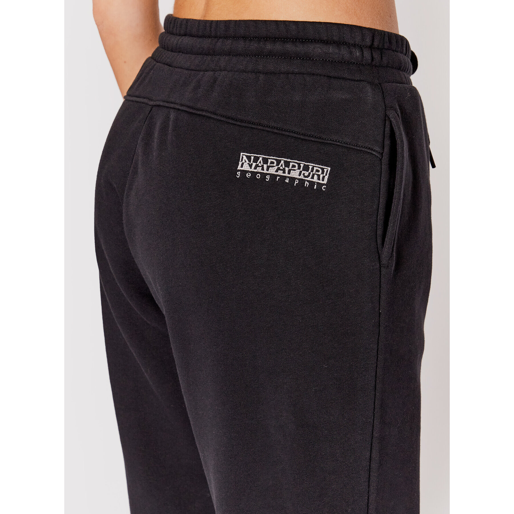 Napapijri Pantaloni trening Mebel W 1 NP0A4FSI Negru Regular Fit - Pled.ro