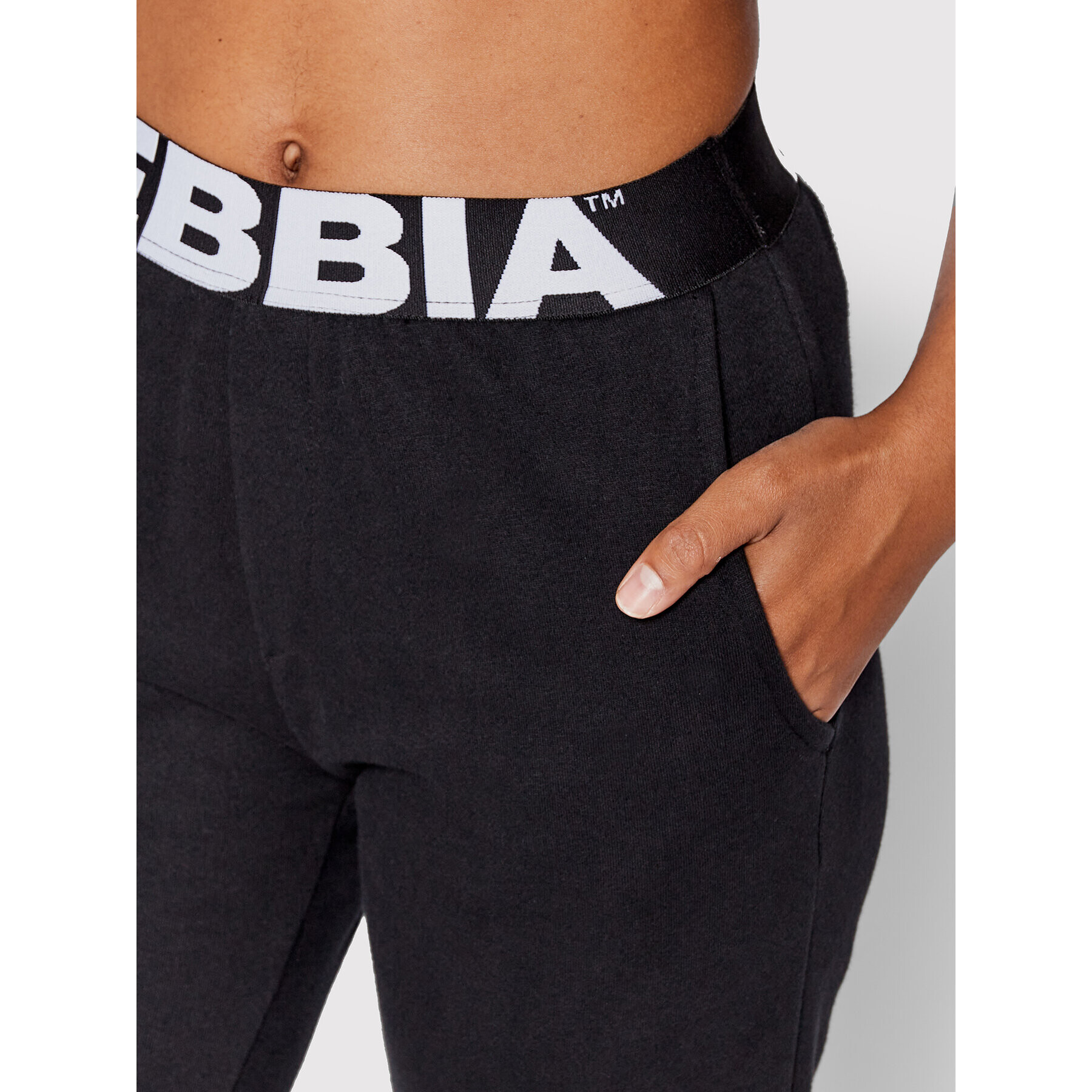 NEBBIA Pantaloni trening Iconic 408 Negru Relaxed Fit - Pled.ro