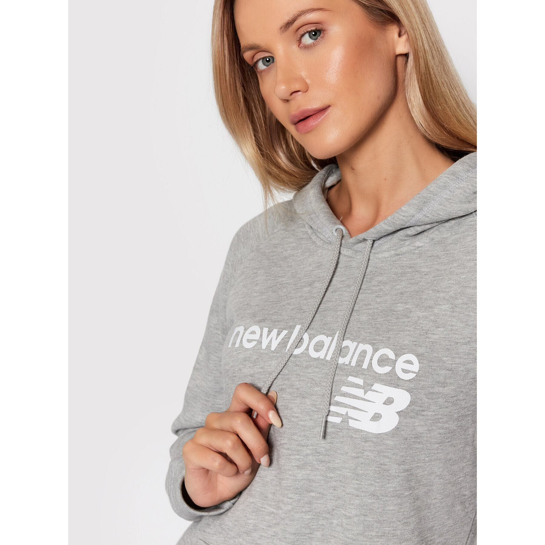 New Balance Bluză Classic Core Fleece WT03810 Gri Relaxed Fit - Pled.ro