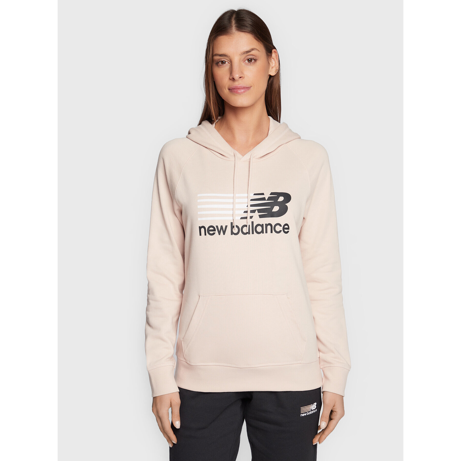 New Balance Bluză Classic WT23800 Bej Relaxed Fit - Pled.ro